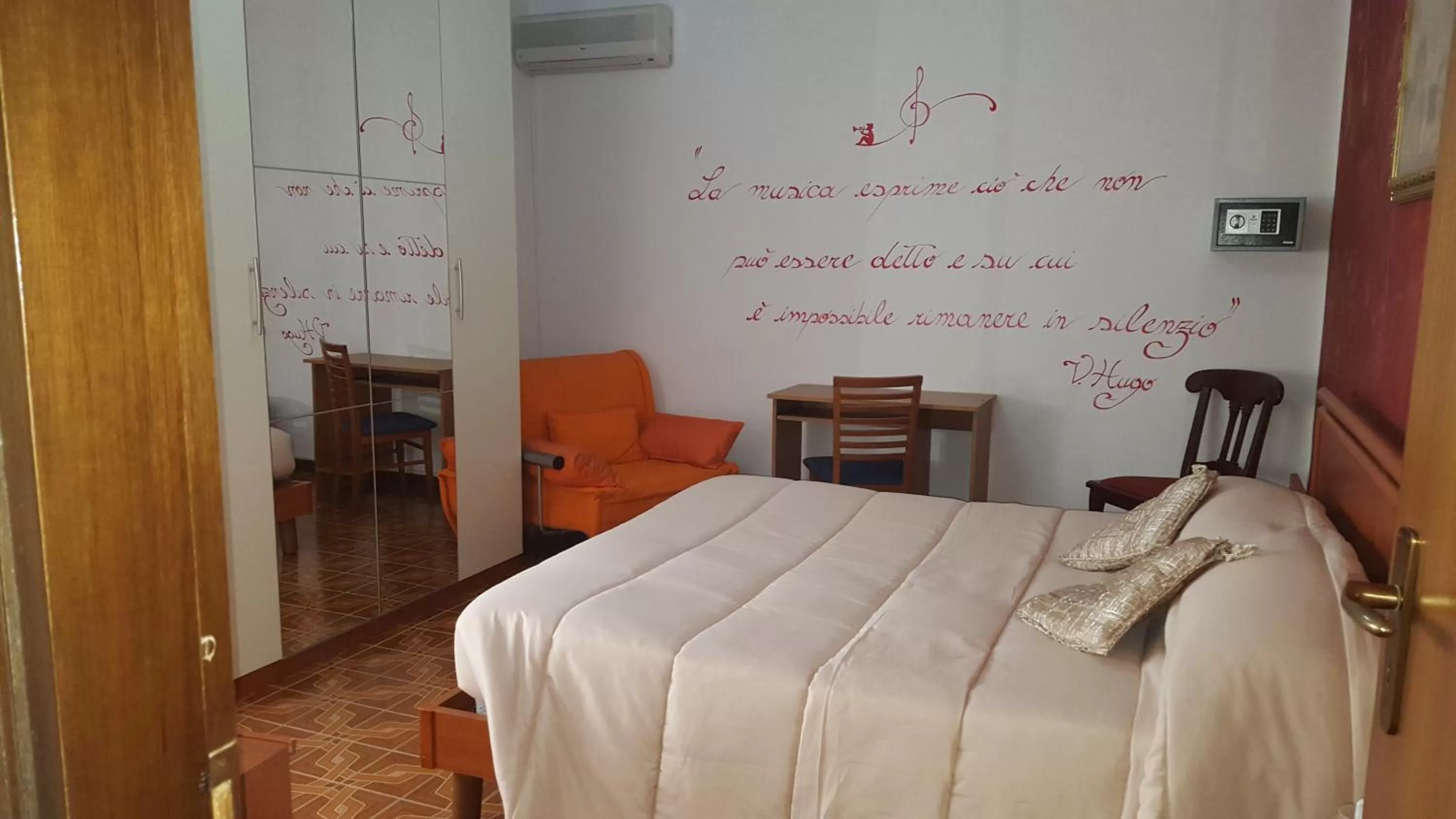 Photo of the whole room, Bed in B&B - Affittacamere da Pietro - Enna