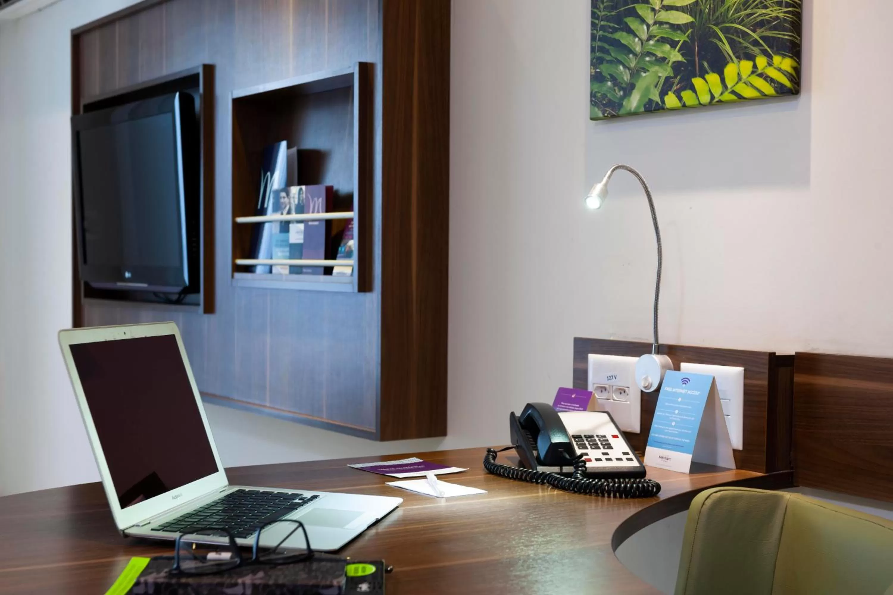 TV and multimedia in Mercure Rio de Janeiro Nova Iguaçu