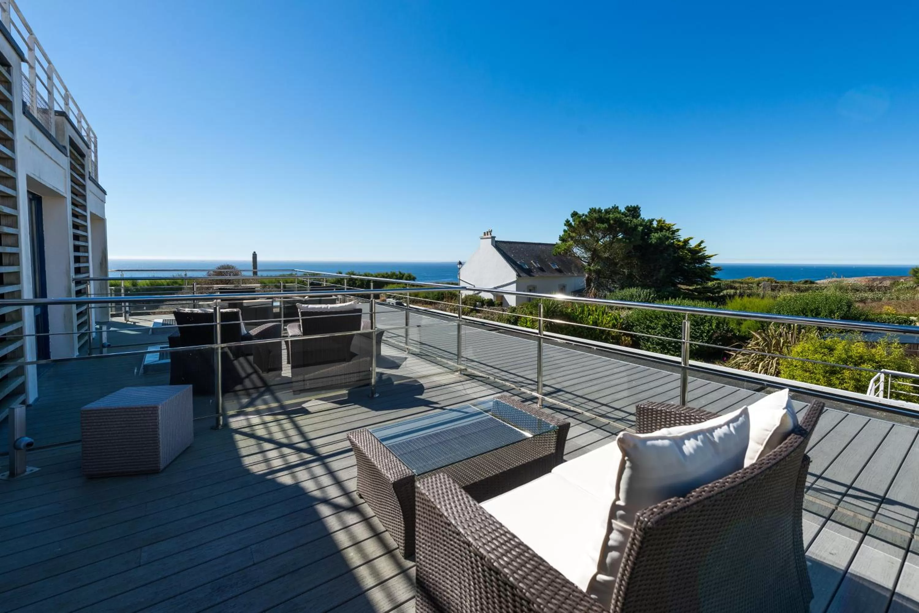 Patio in Hostellerie de la Pointe Saint-Mathieu - SPA & Restaurant