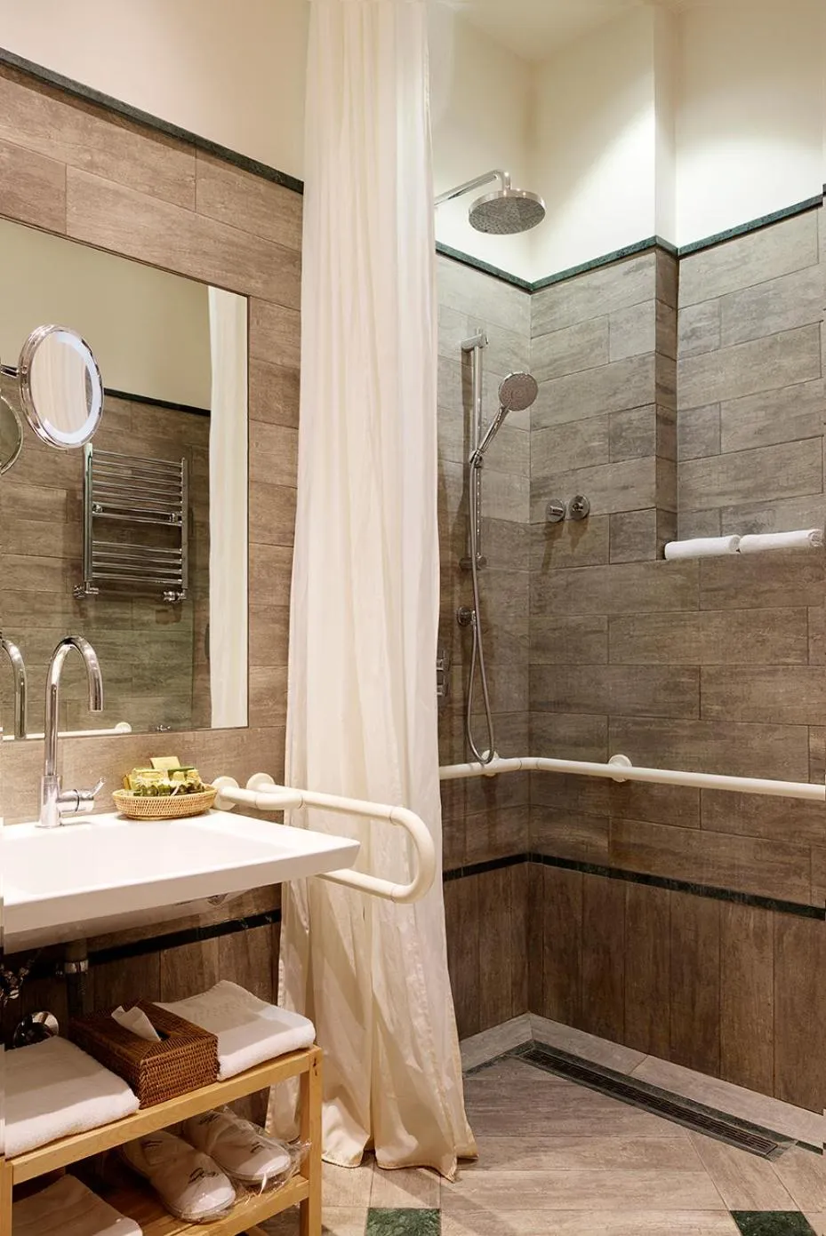 Bathroom in Numa Milan Camperio