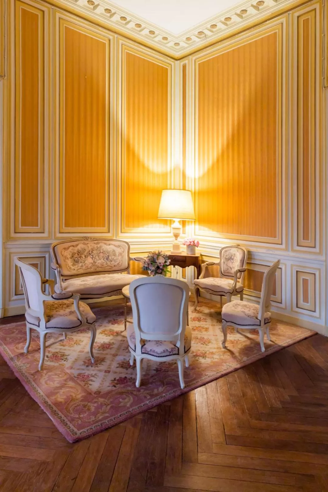 Living room, Seating Area in Chateau du Hallay