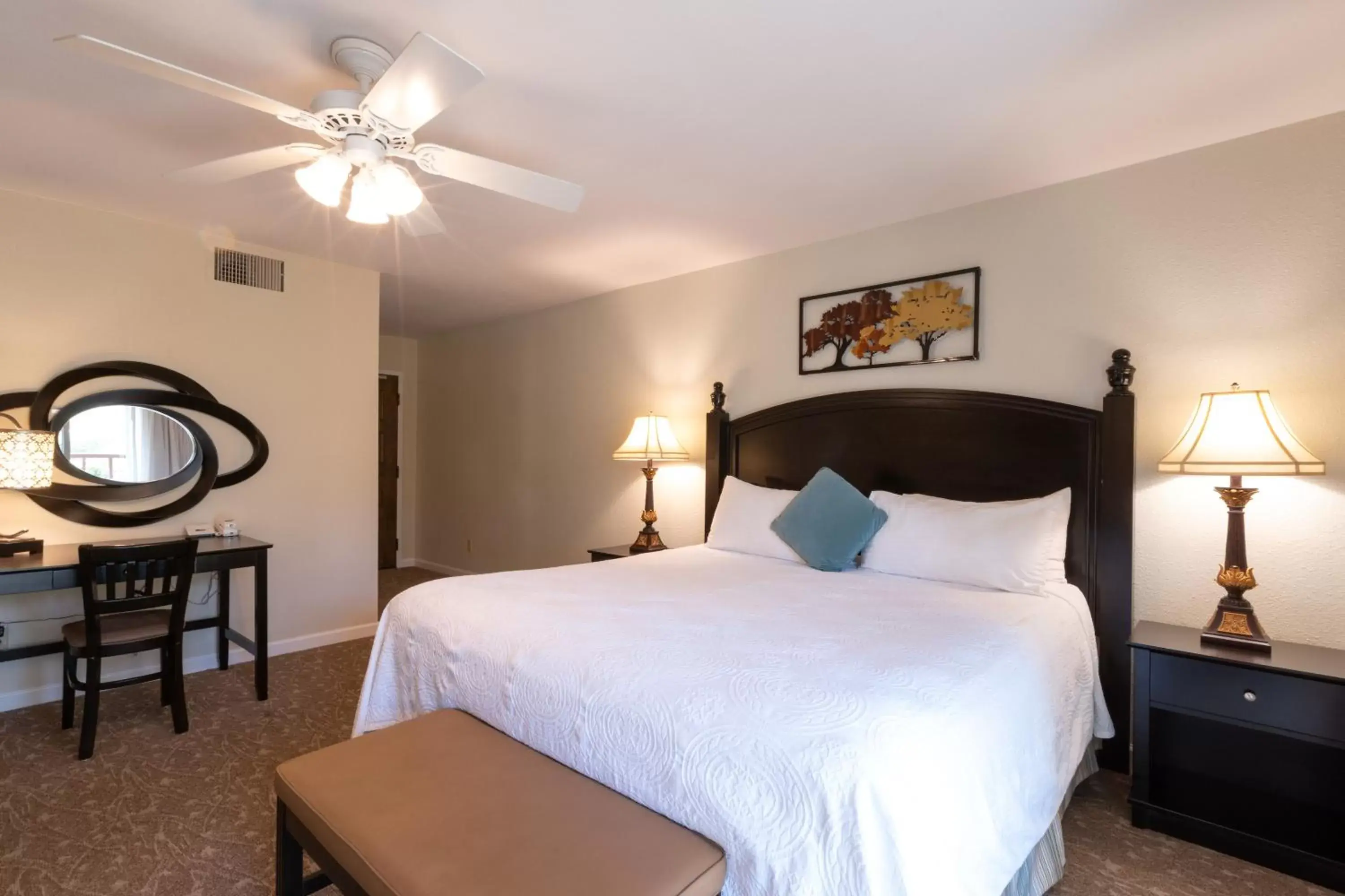 Two-Bedroom Suite in San Diego Country Estates Two-Bedroom Suite in San Diego Country Estates