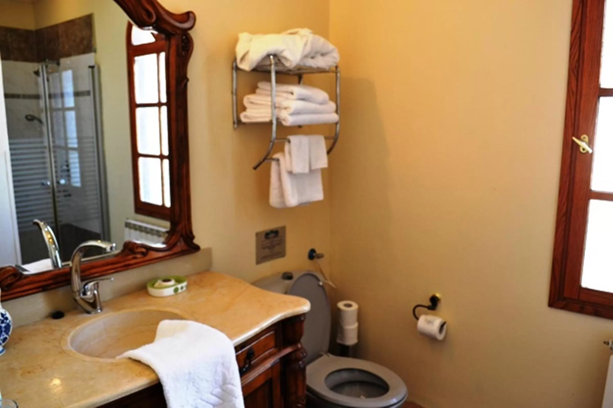 Bathroom in Palacio Domain - Stylish European Luxury Boutique Hotel