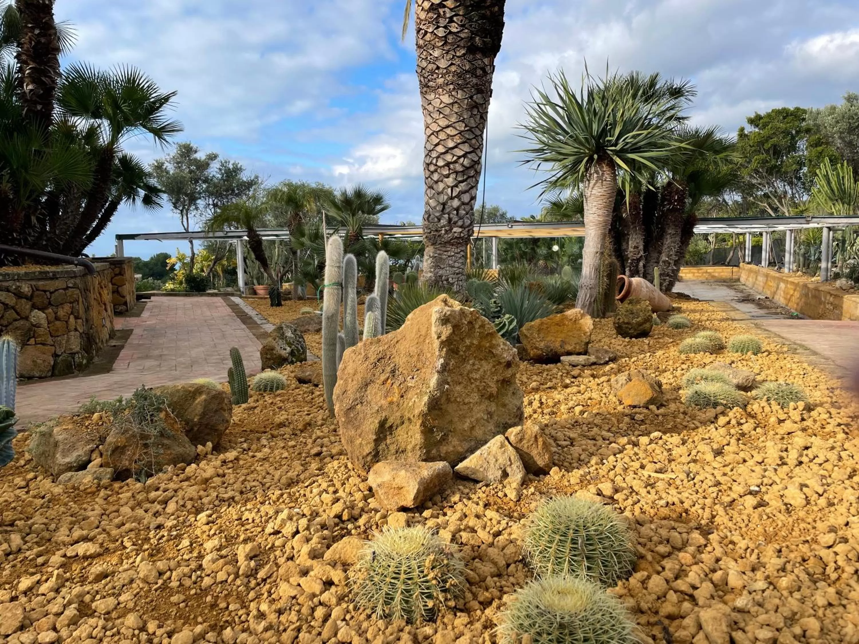Garden in Colleverde Park Hotel