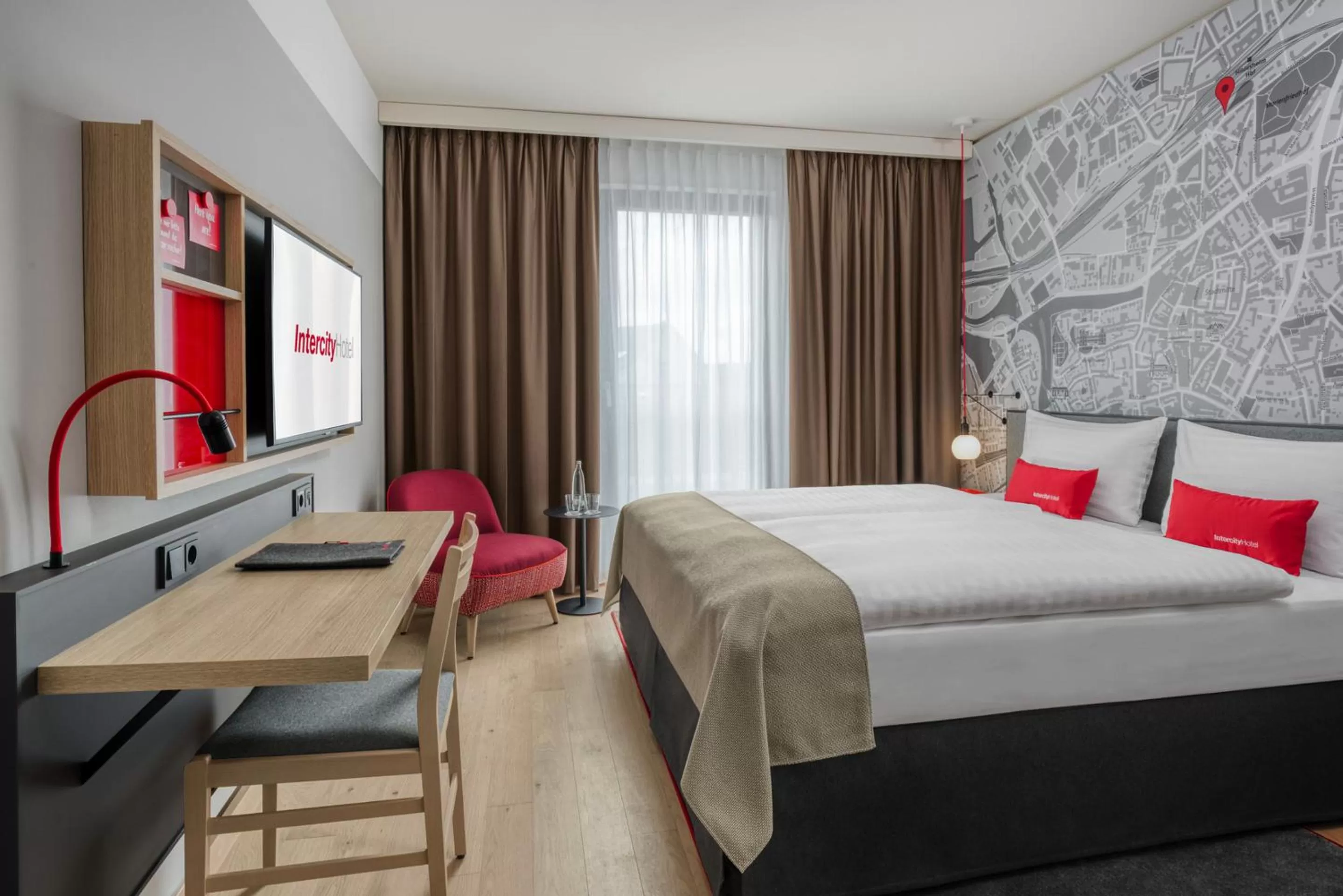 Photo of the whole room, Bed in IntercityHotel Dortmund