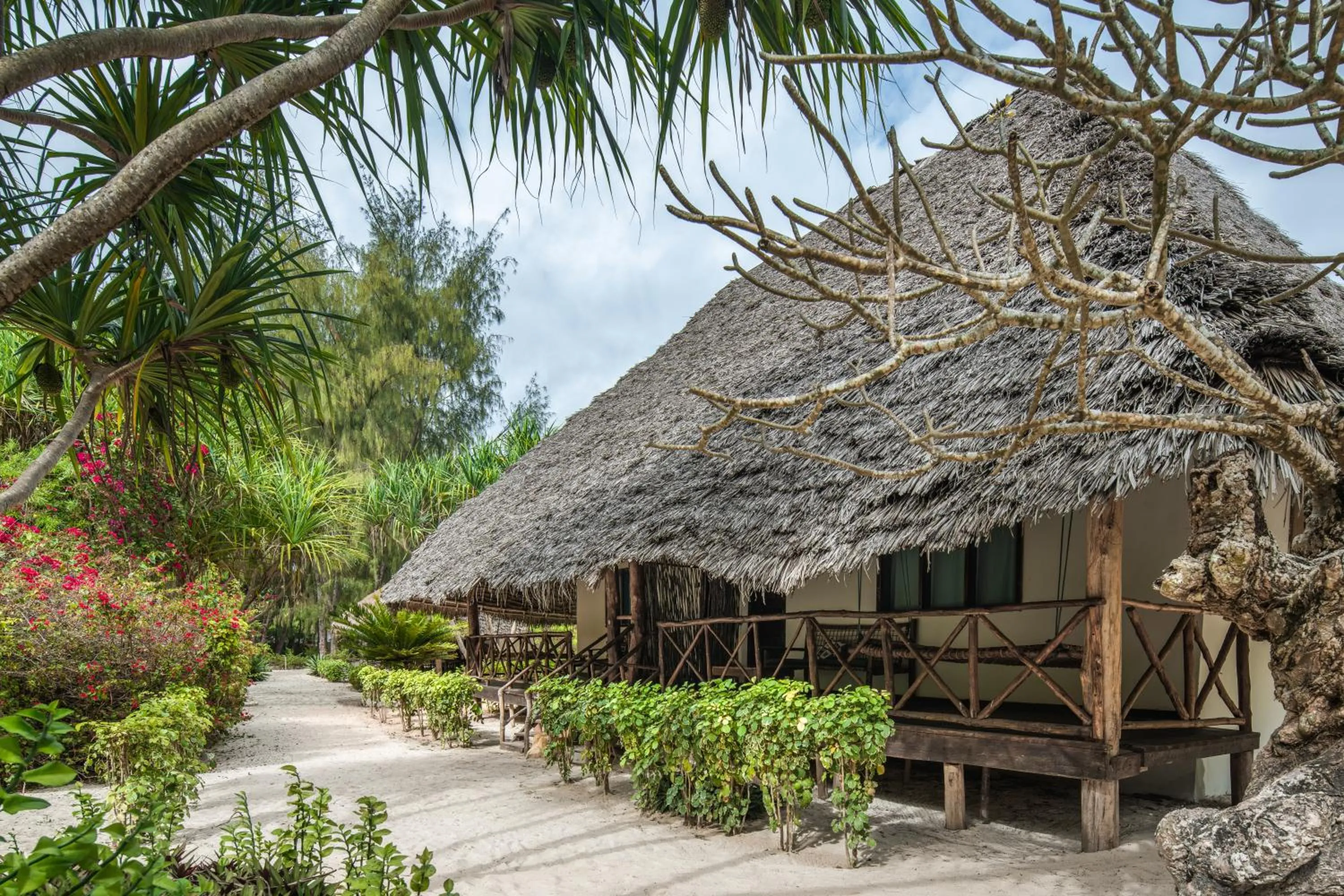 Property building in Hakuna Majiwe Beach Lodge