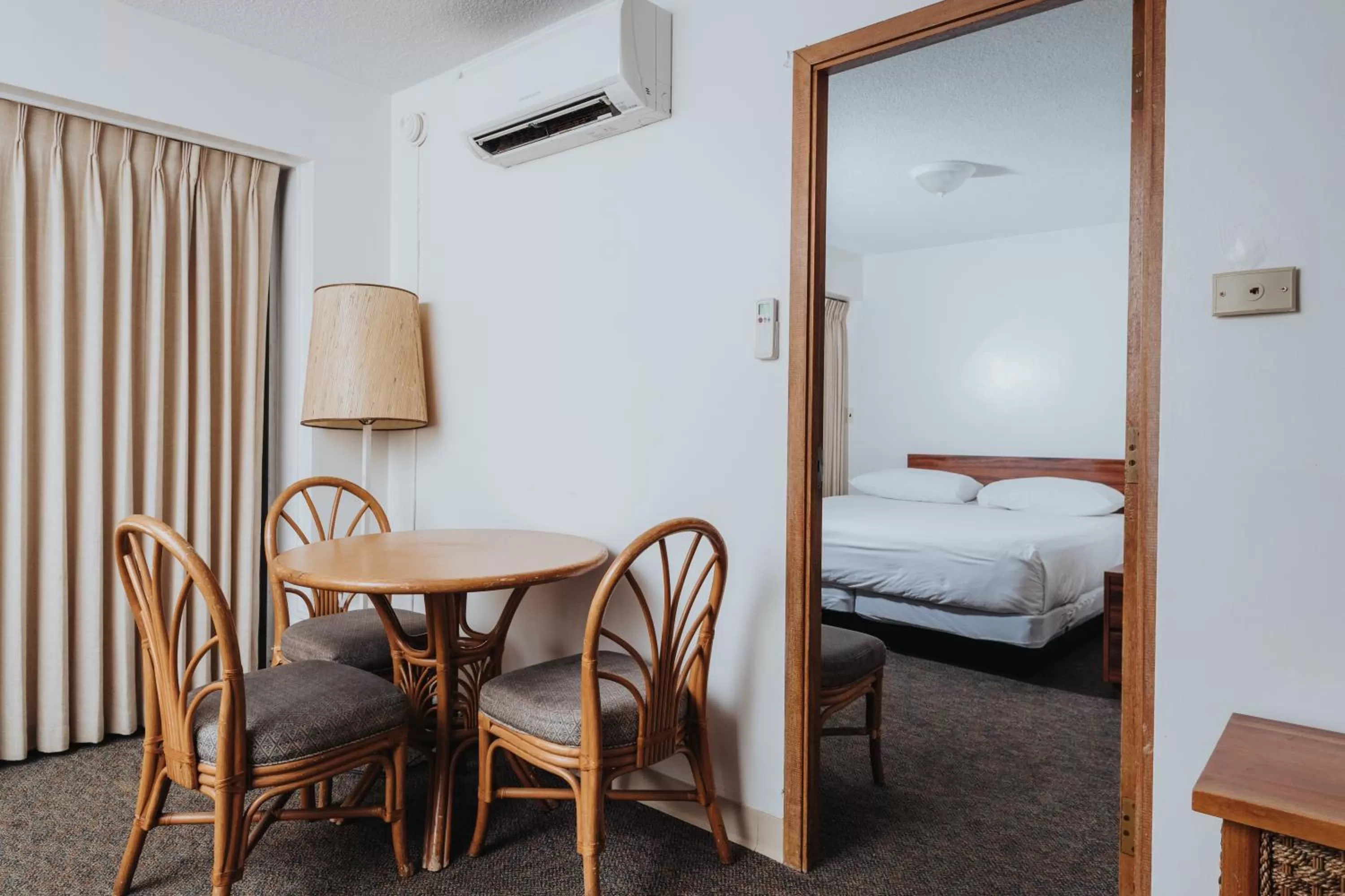 Bed in Royal Grove Waikiki