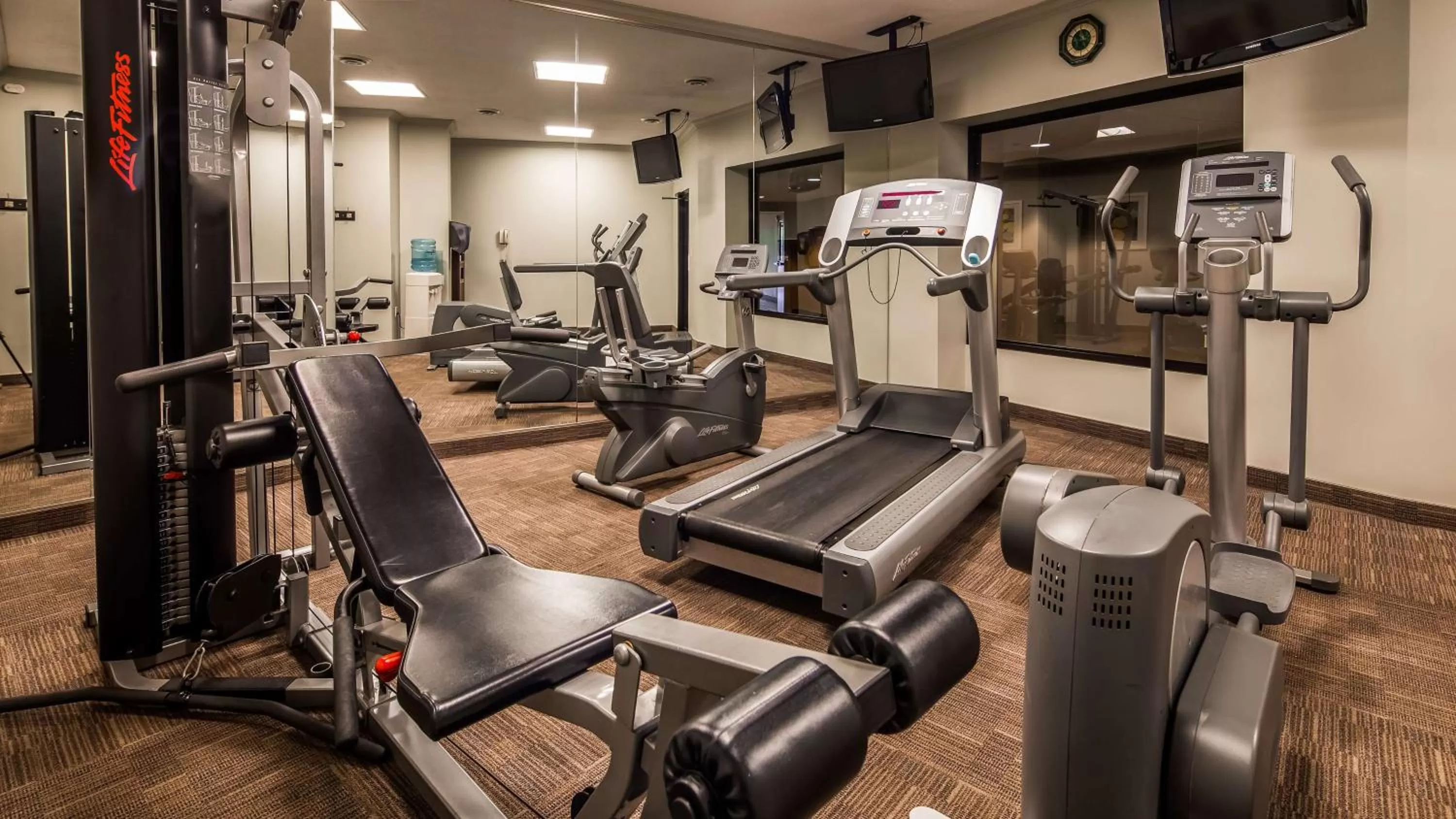 Fitness centre/facilities in Best Western Plus Guildwood Inn