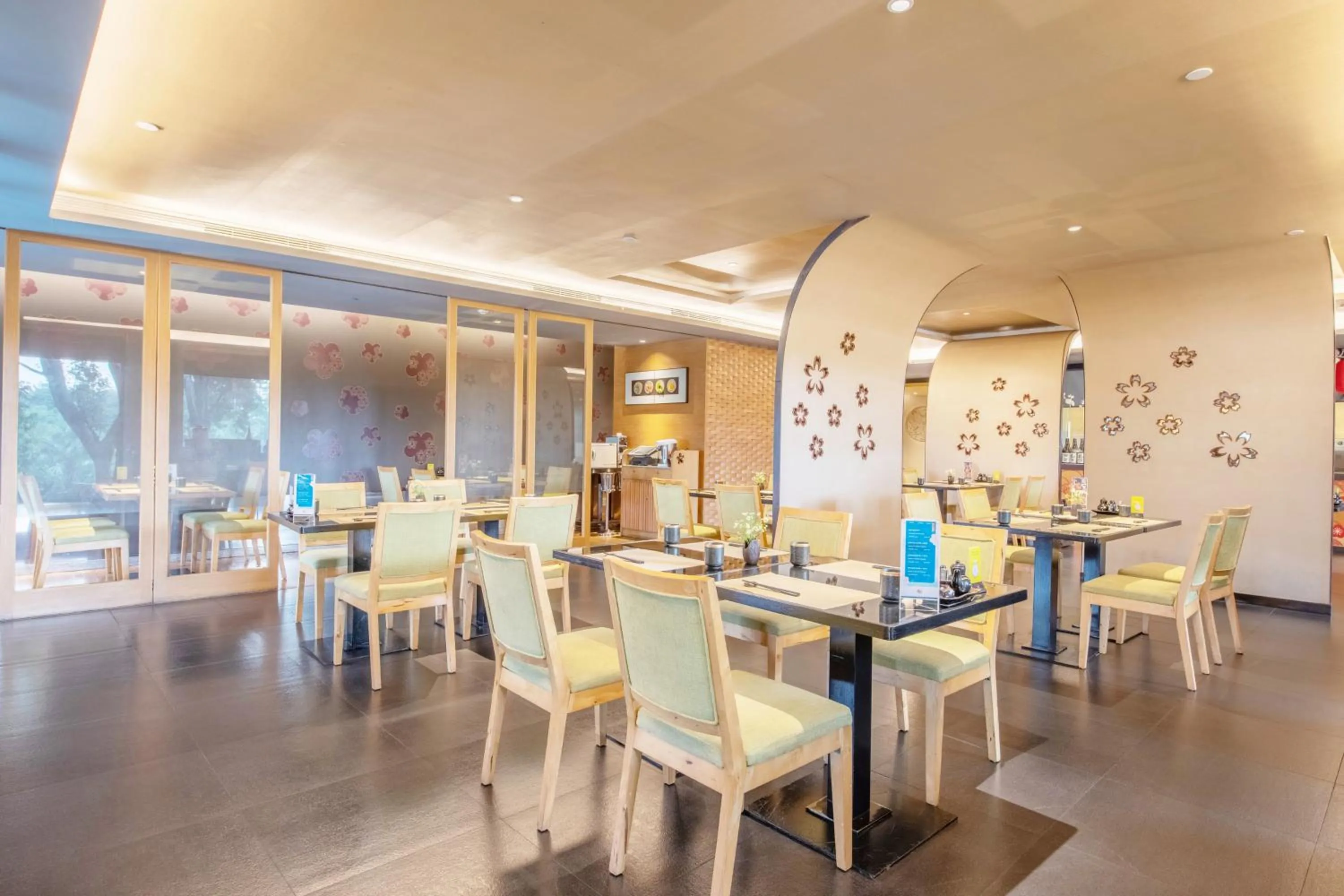 Restaurant/places to eat in Mission Hills Hotel Resorts Shenzhen