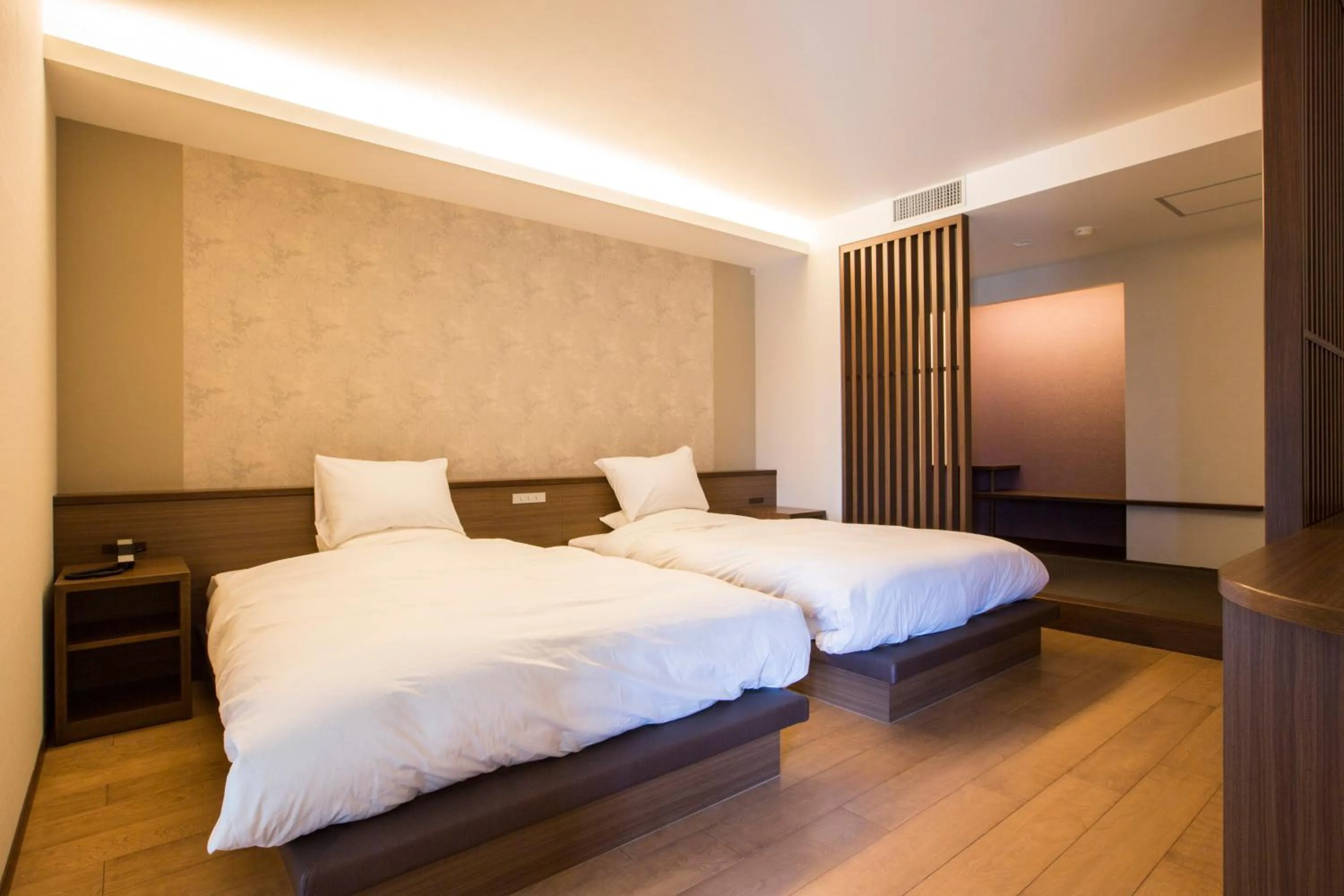 Bed in Niseko Prince Hotel Hirafutei