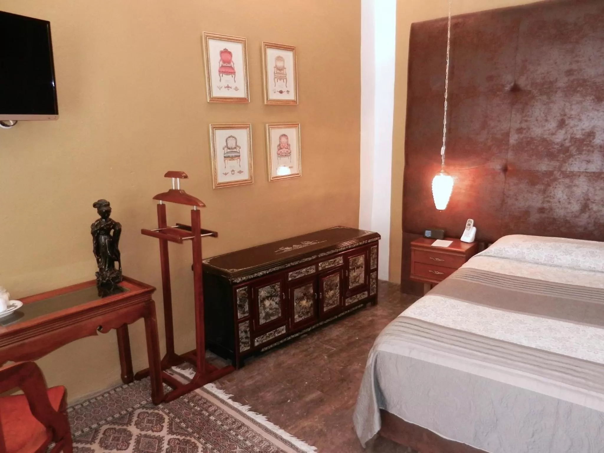 Photo of the whole room, Bed in La Casa del Atrio