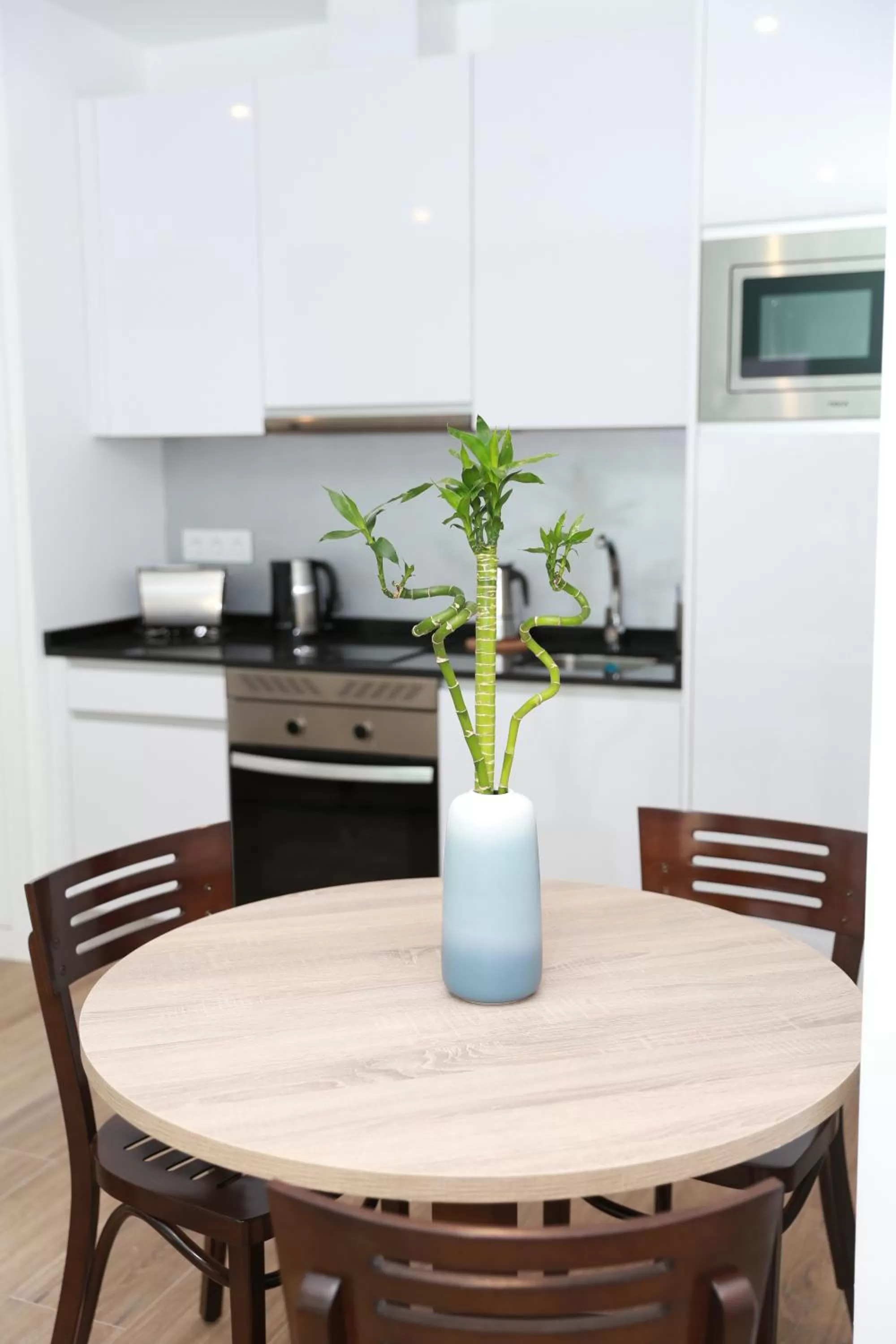 Kitchen or kitchenette in New Point Opera