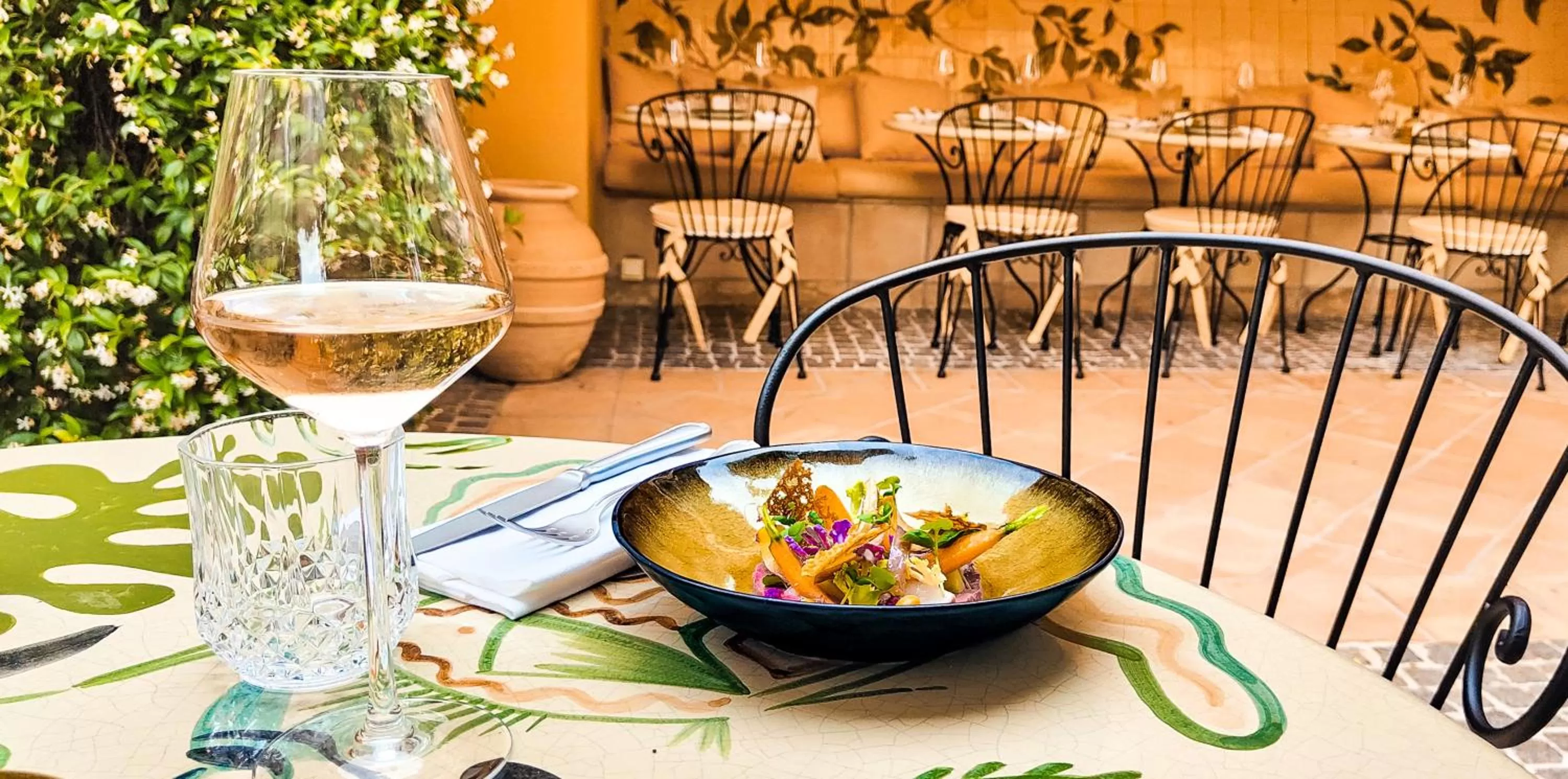 Restaurant/places to eat in Hôtel La Pérouse Nice Baie des Anges