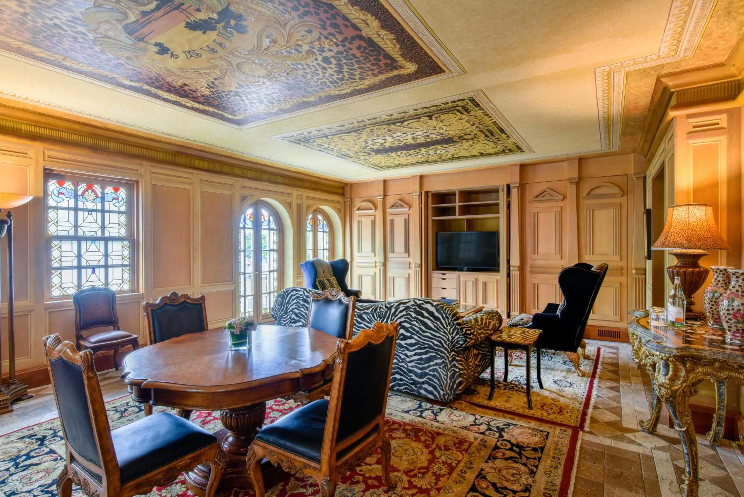 TV and multimedia in The Villa Casa Casuarina