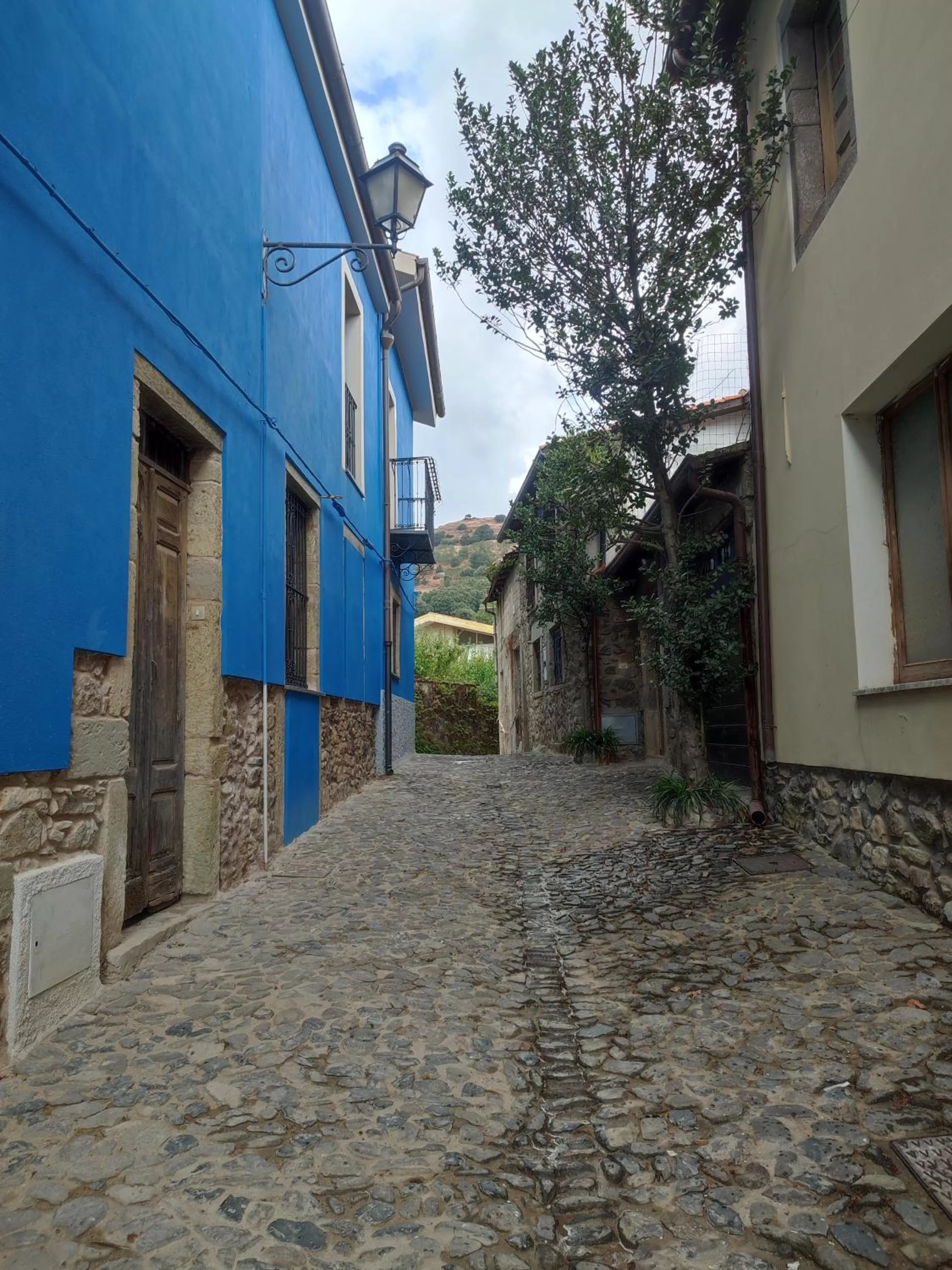 Property building in Deiana affittacamere e pizzeria