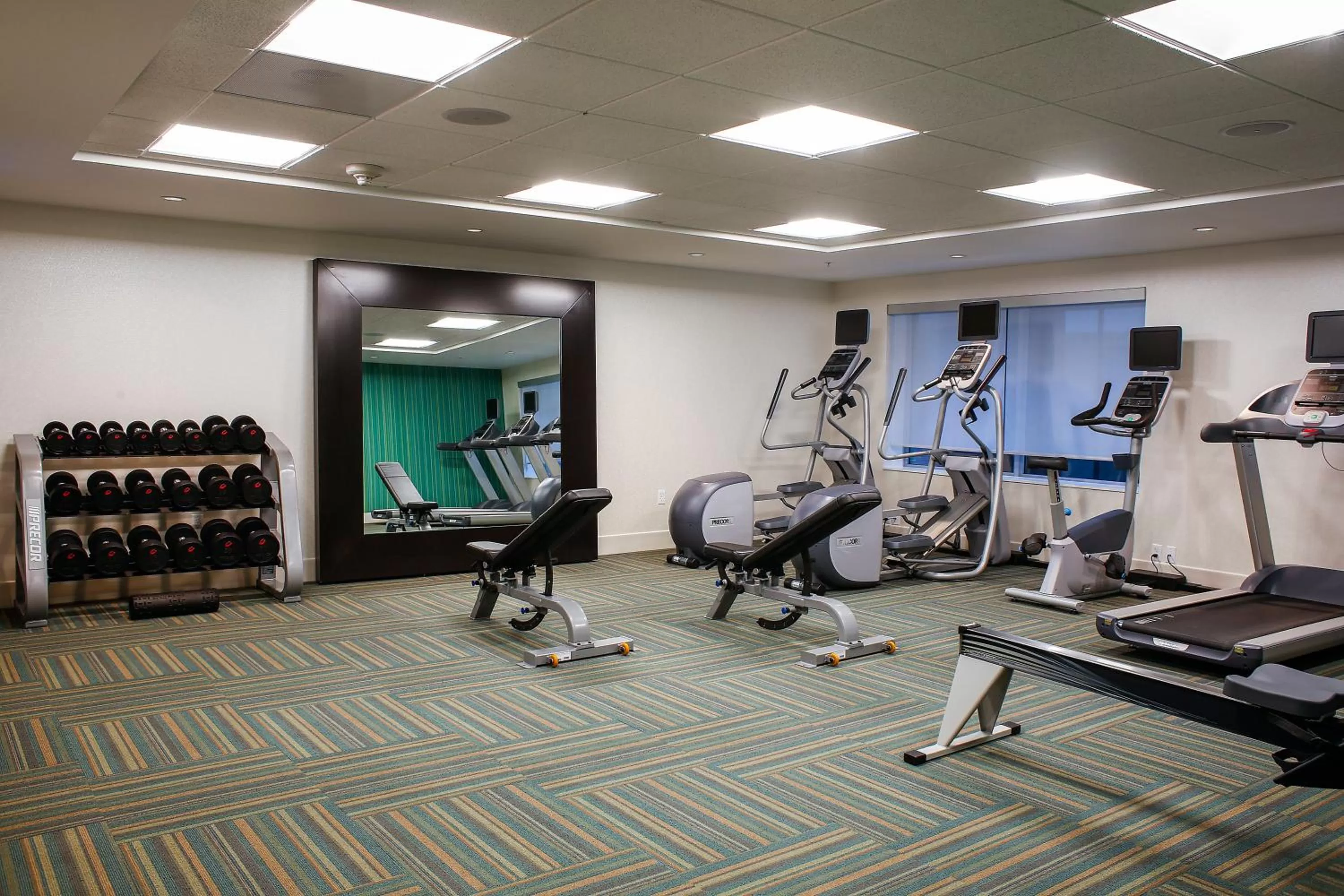 Fitness centre/facilities in Holiday Inn Express & Suites Downtown Louisville by IHG