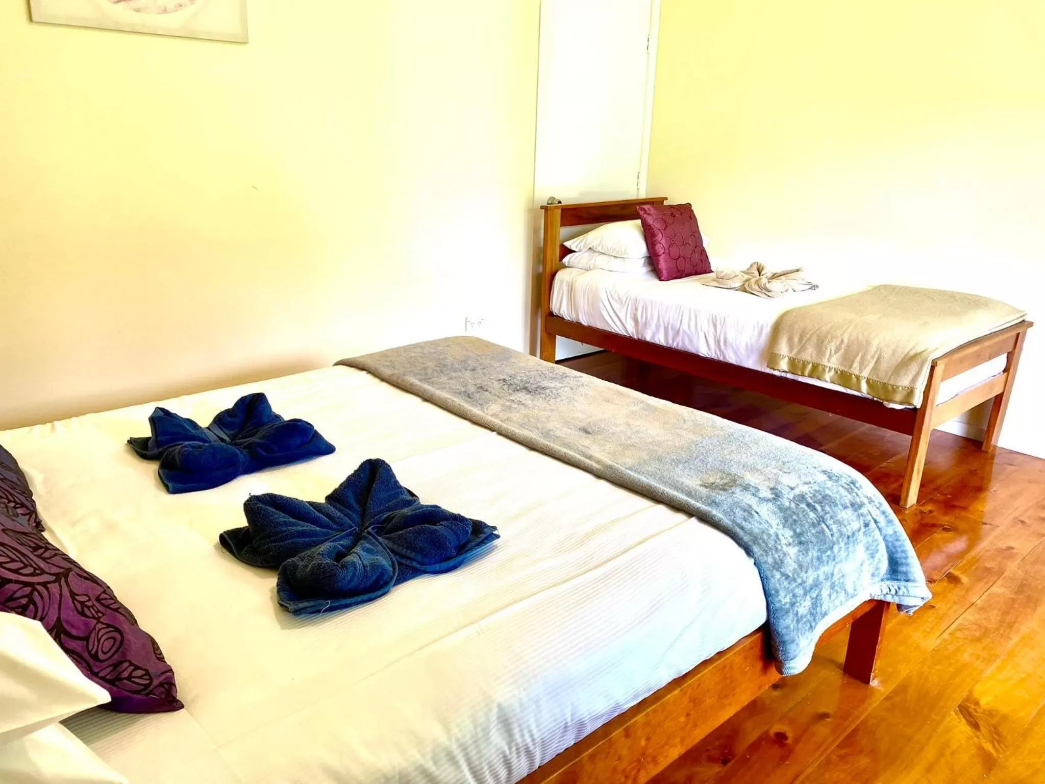 Bedroom, Bed in Kawai Purapura Yoga Retreat Centre