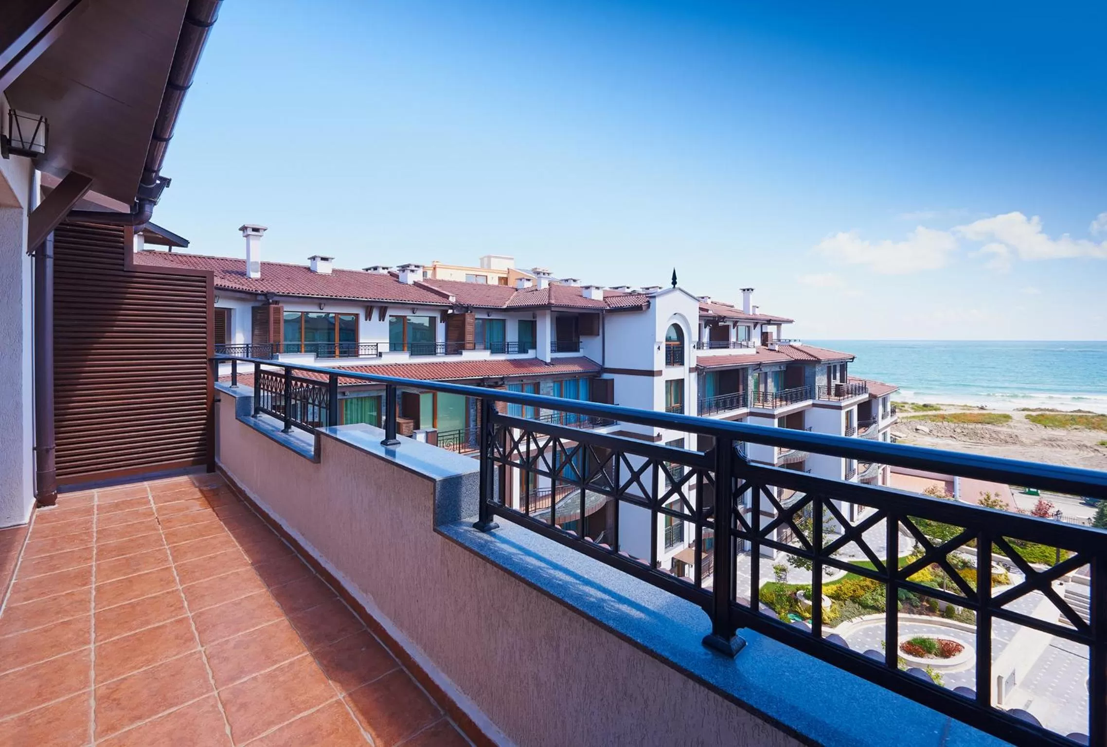 Pool view in Rose Gardens Apart Hotel