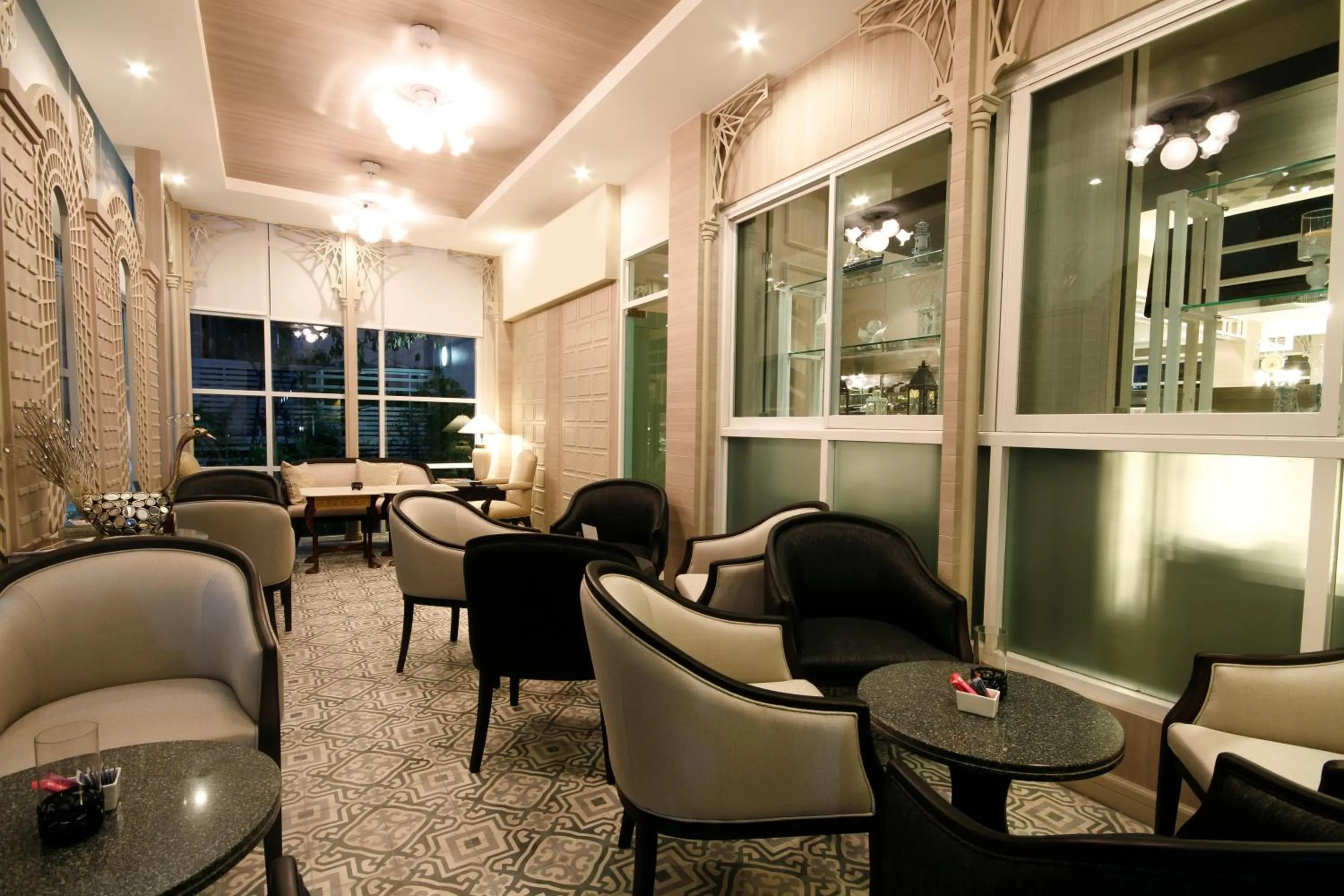 Restaurant/places to eat in Kameo Grand Hotel & Serviced Apartment, Rayong