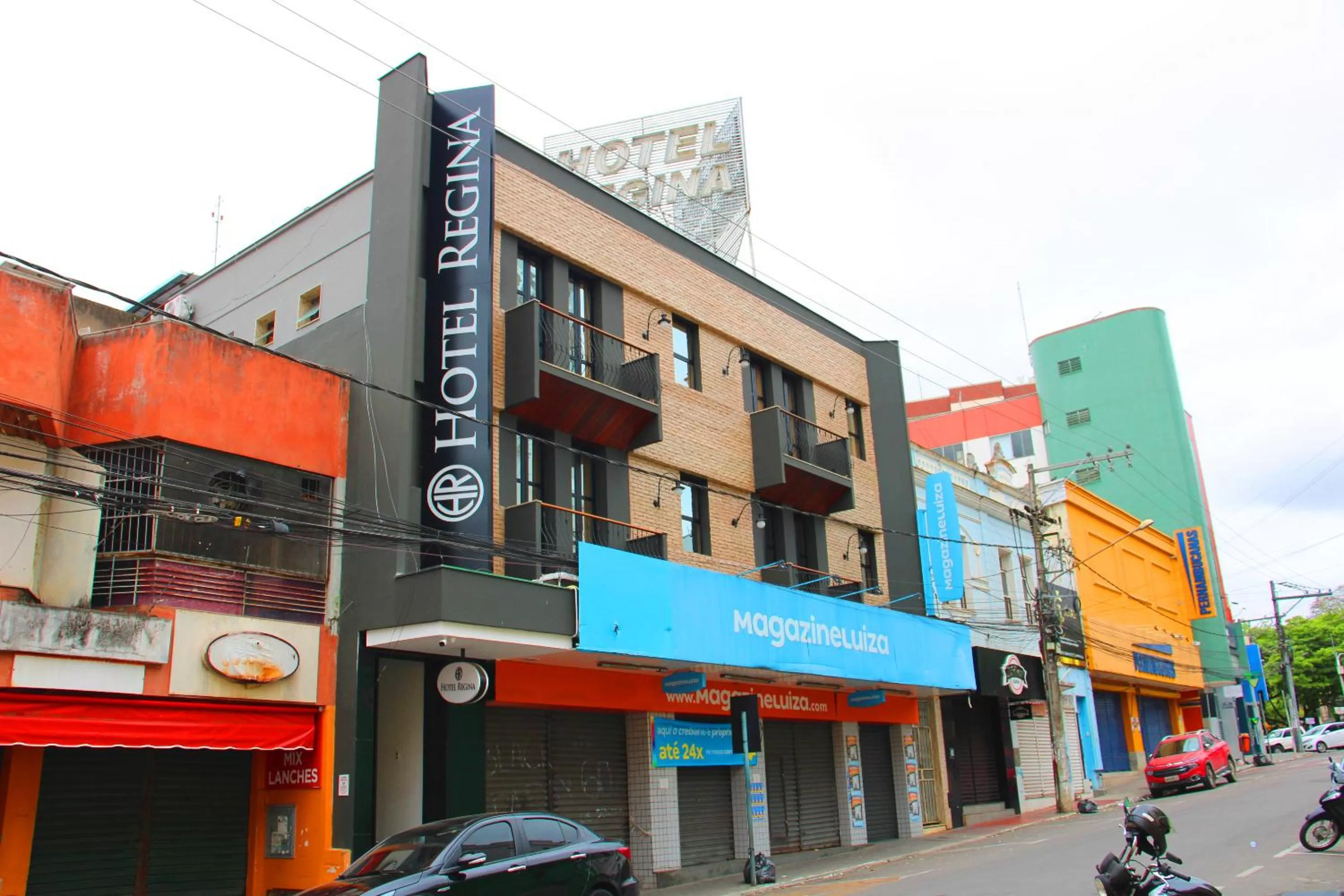 Facade/entrance in Hotel Regina Muriaé