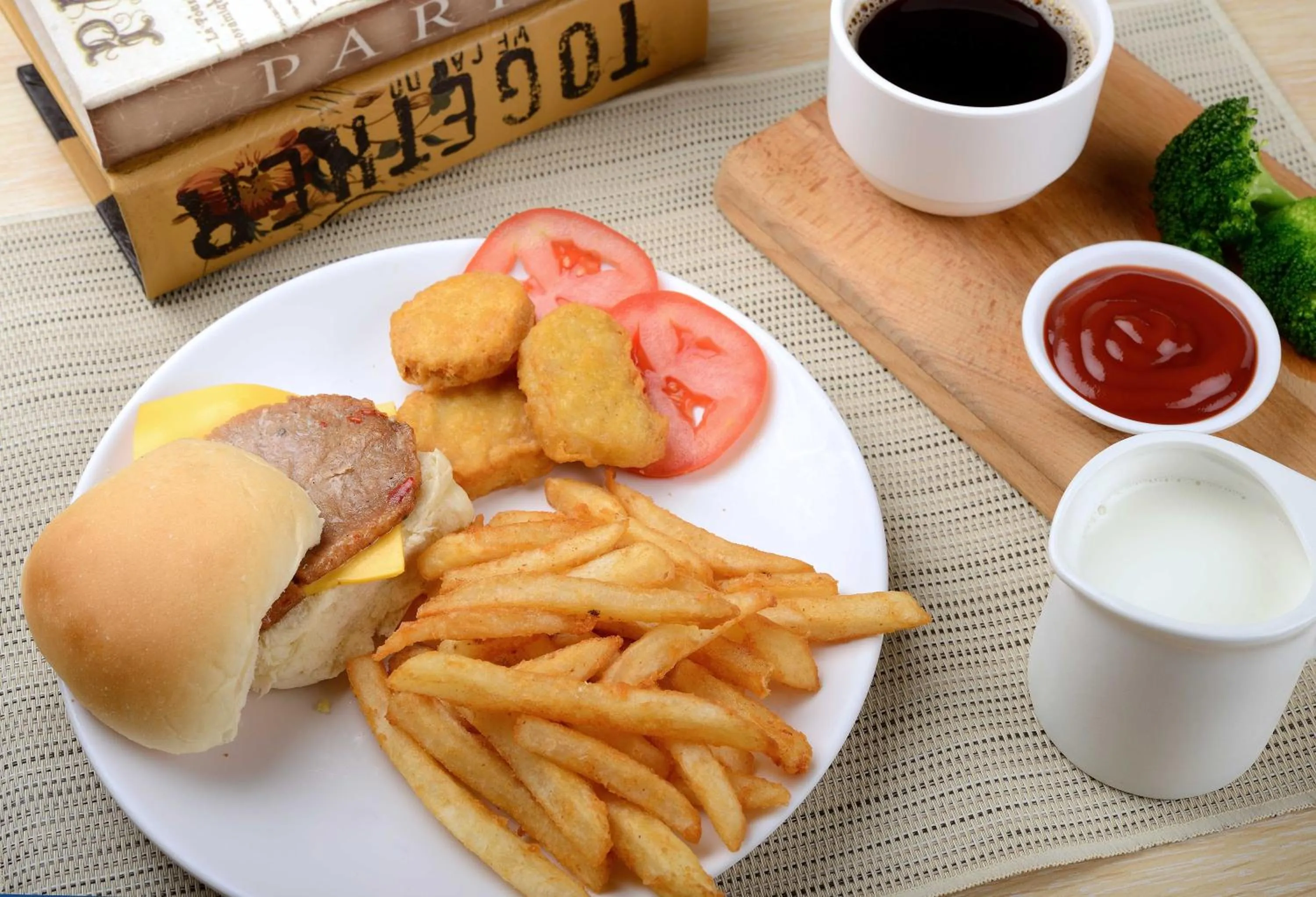 Breakfast in Holland Village Motel