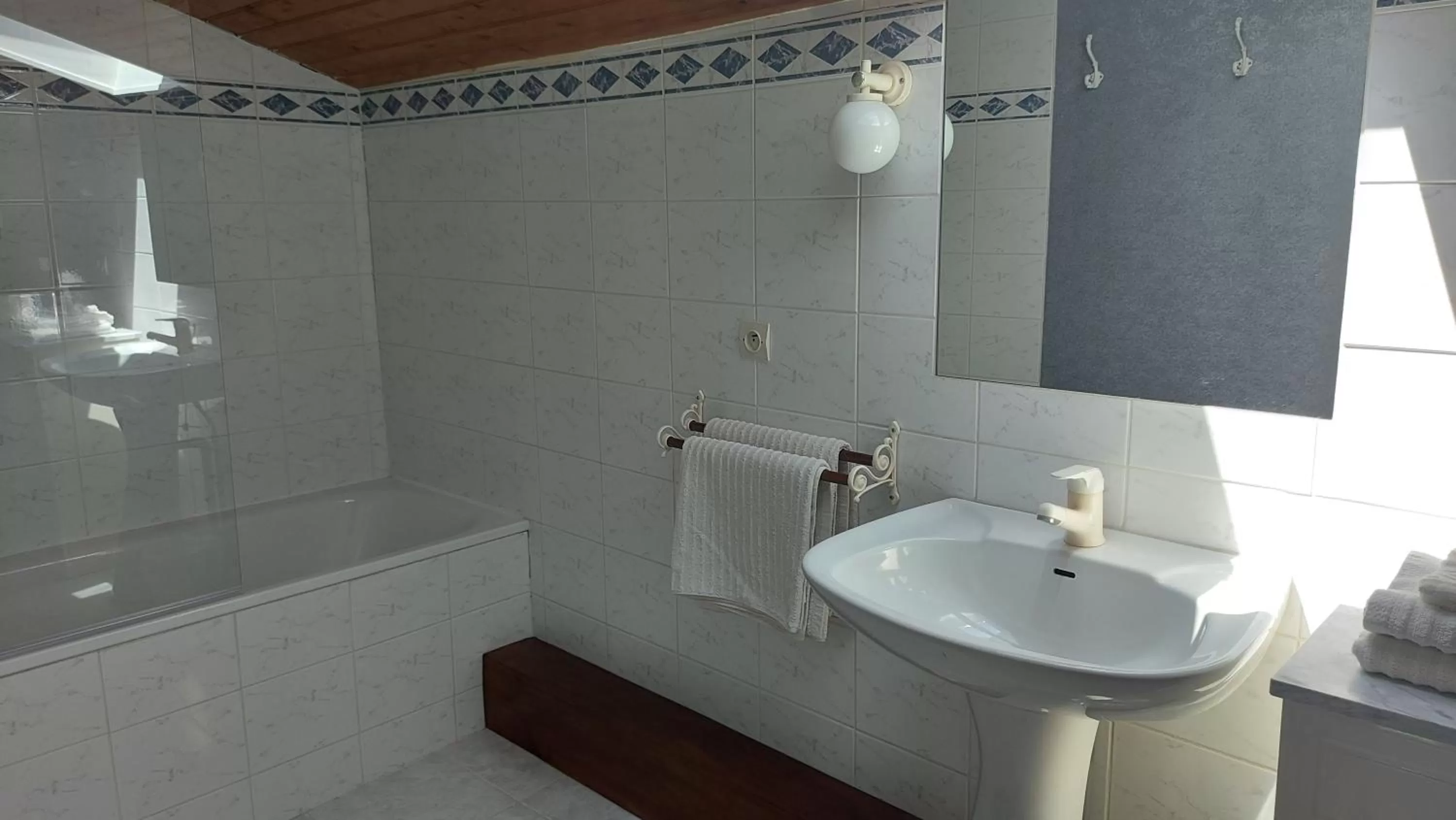 Bathroom in MOULIN DE MAUZAC