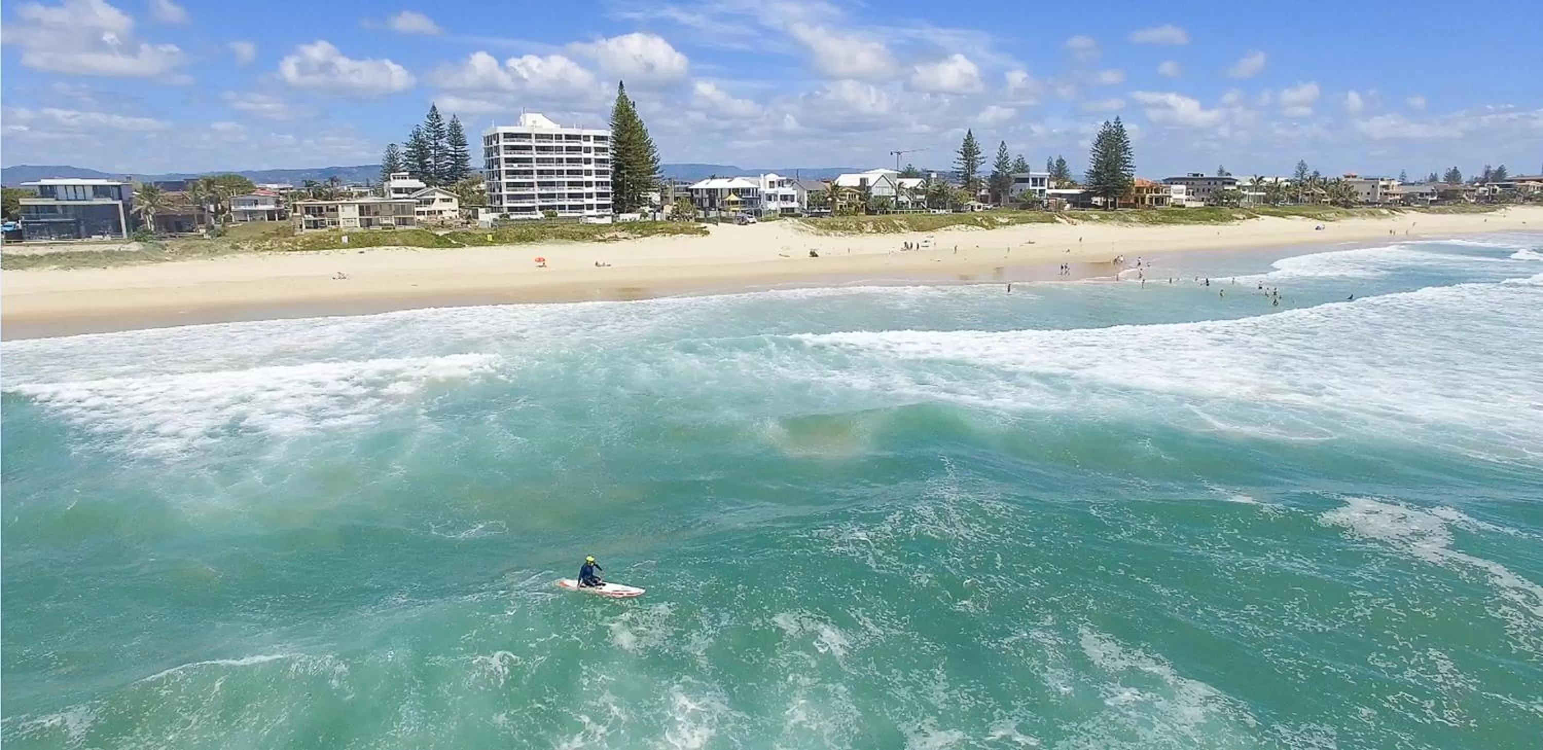 Beach in Albatross North Apartments