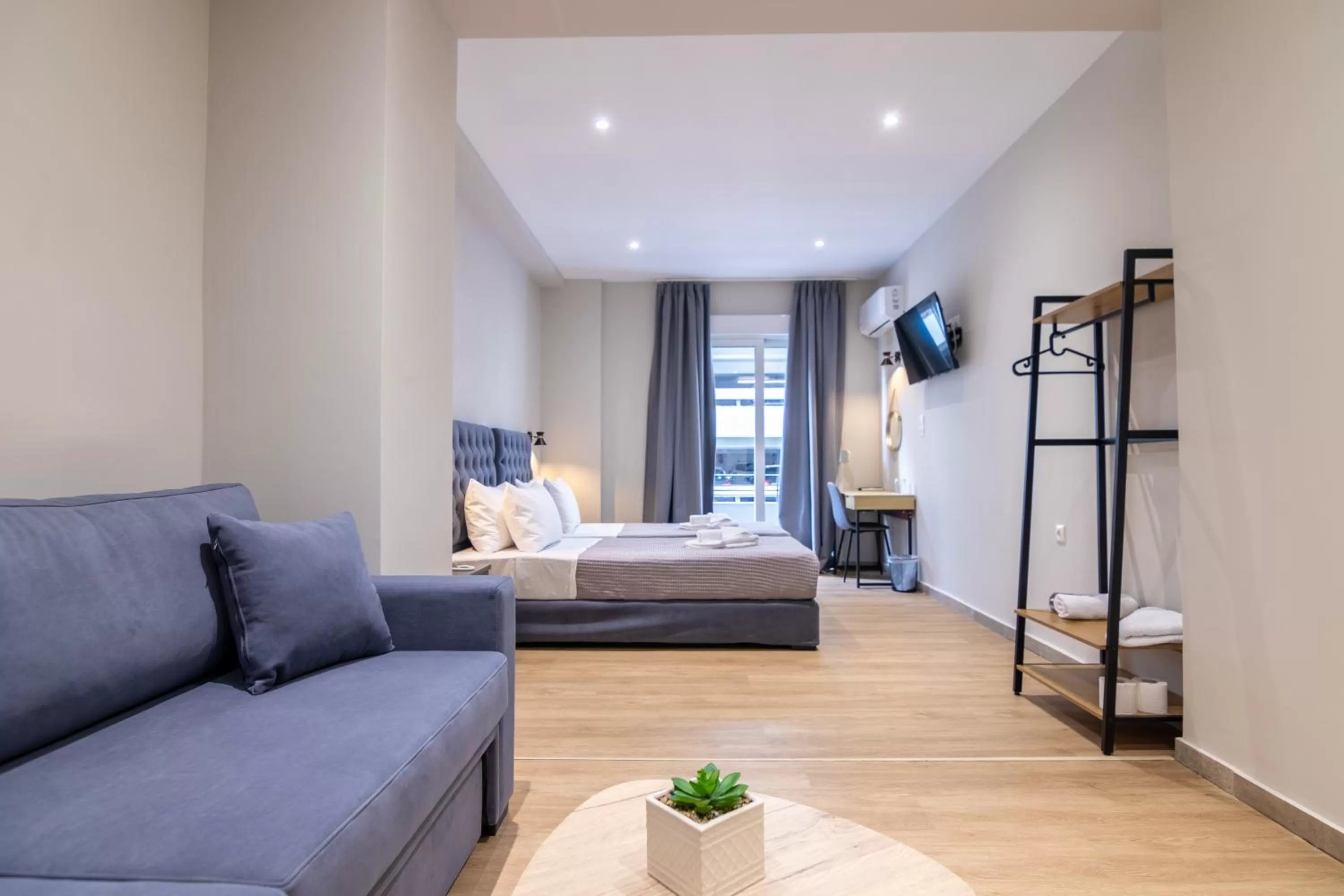 Bed in New Amaryllis Hotel