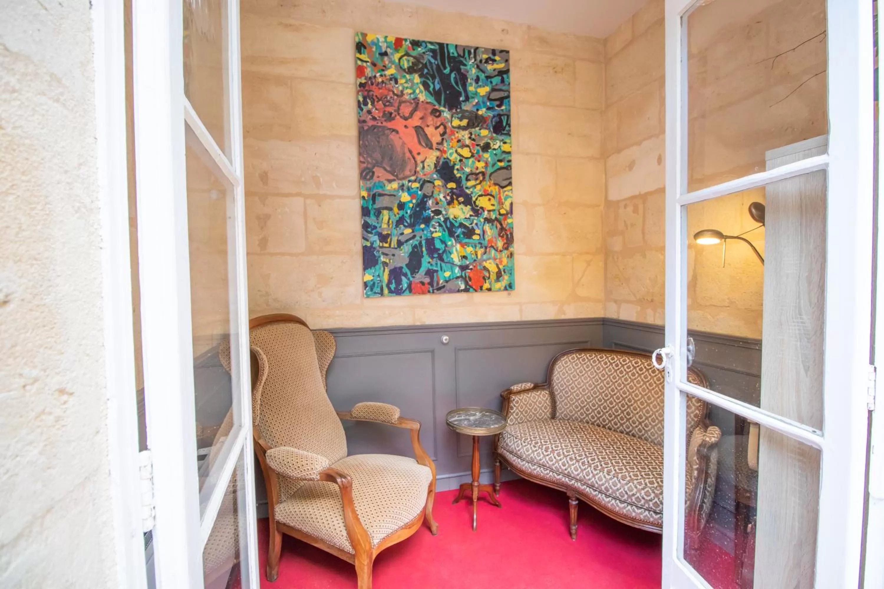 Patio, Seating Area in Hotel des Quinconces Bordeaux Centre