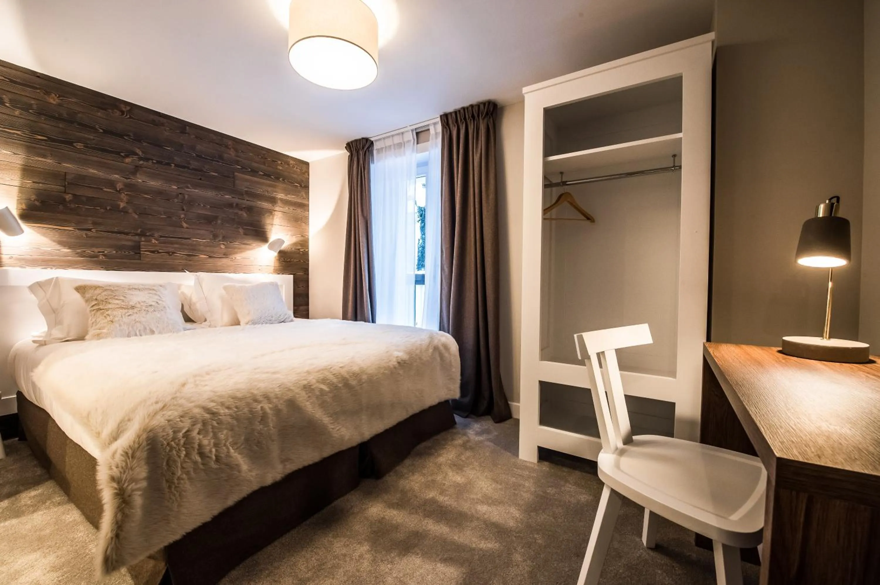 Photo of the whole room in Chalet hôtel le Whymper