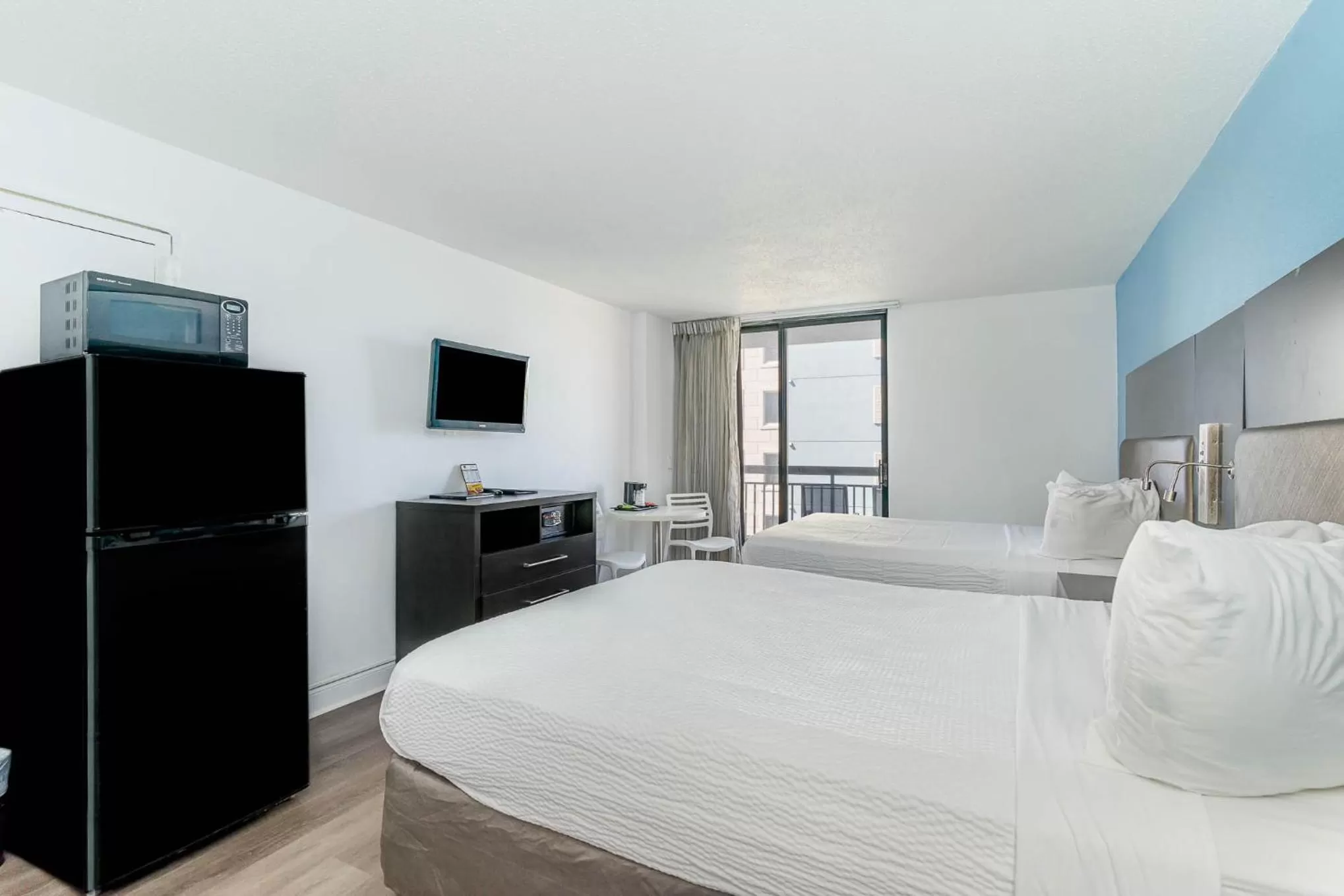 Bedroom in Sun N Sand Resort