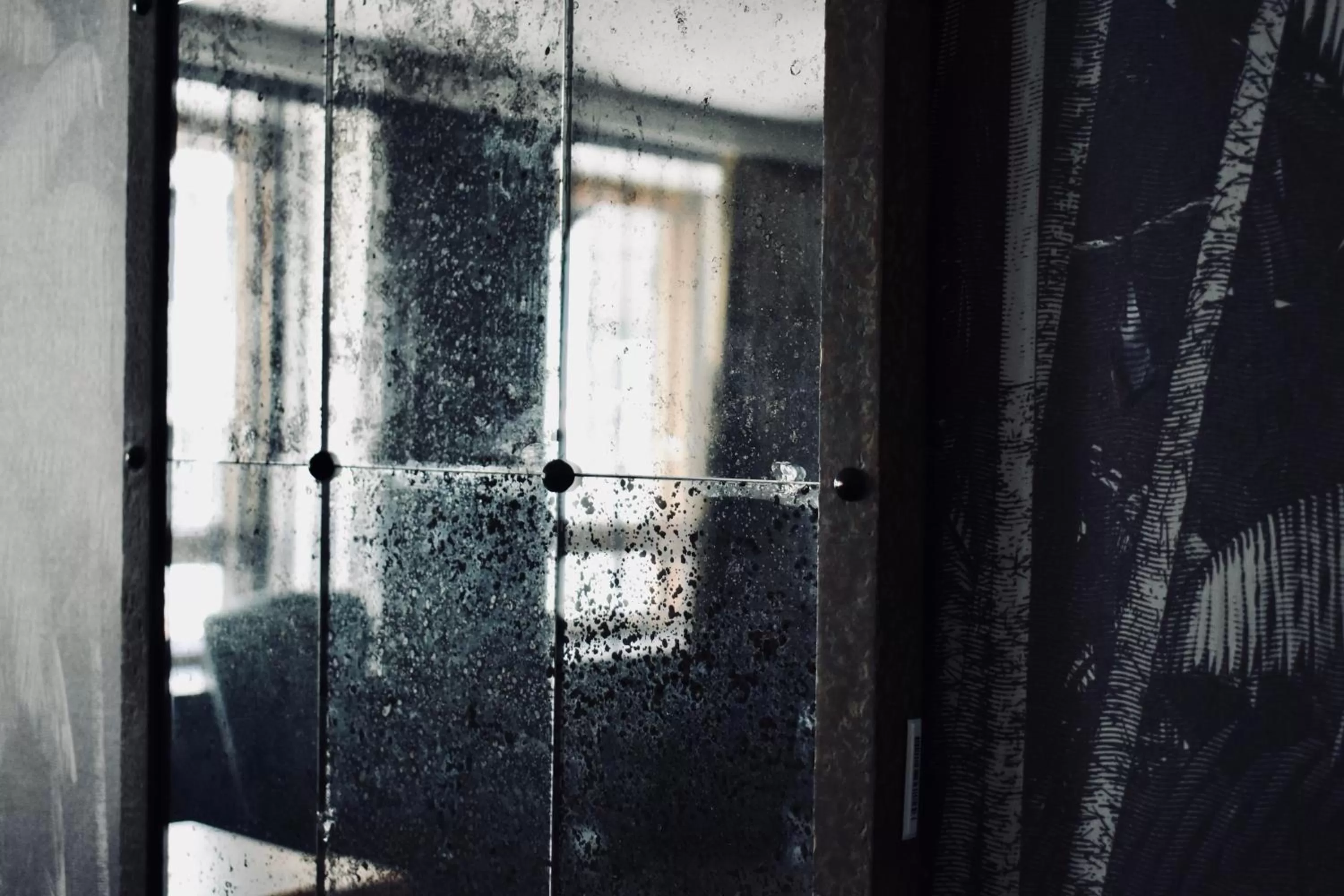 Decorative detail in Hotel F6