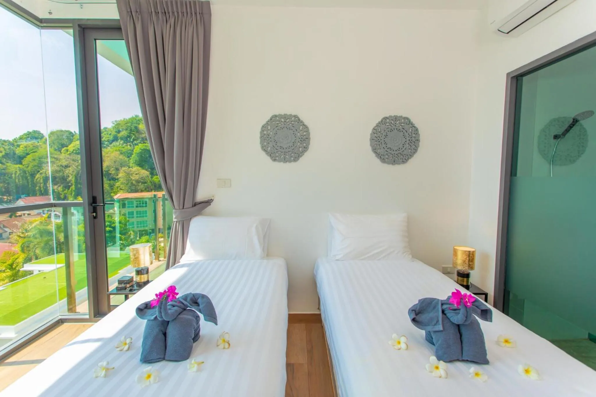 Bedroom, Bed in Baan Saint-Tropez Seaview Villas Kata Beach