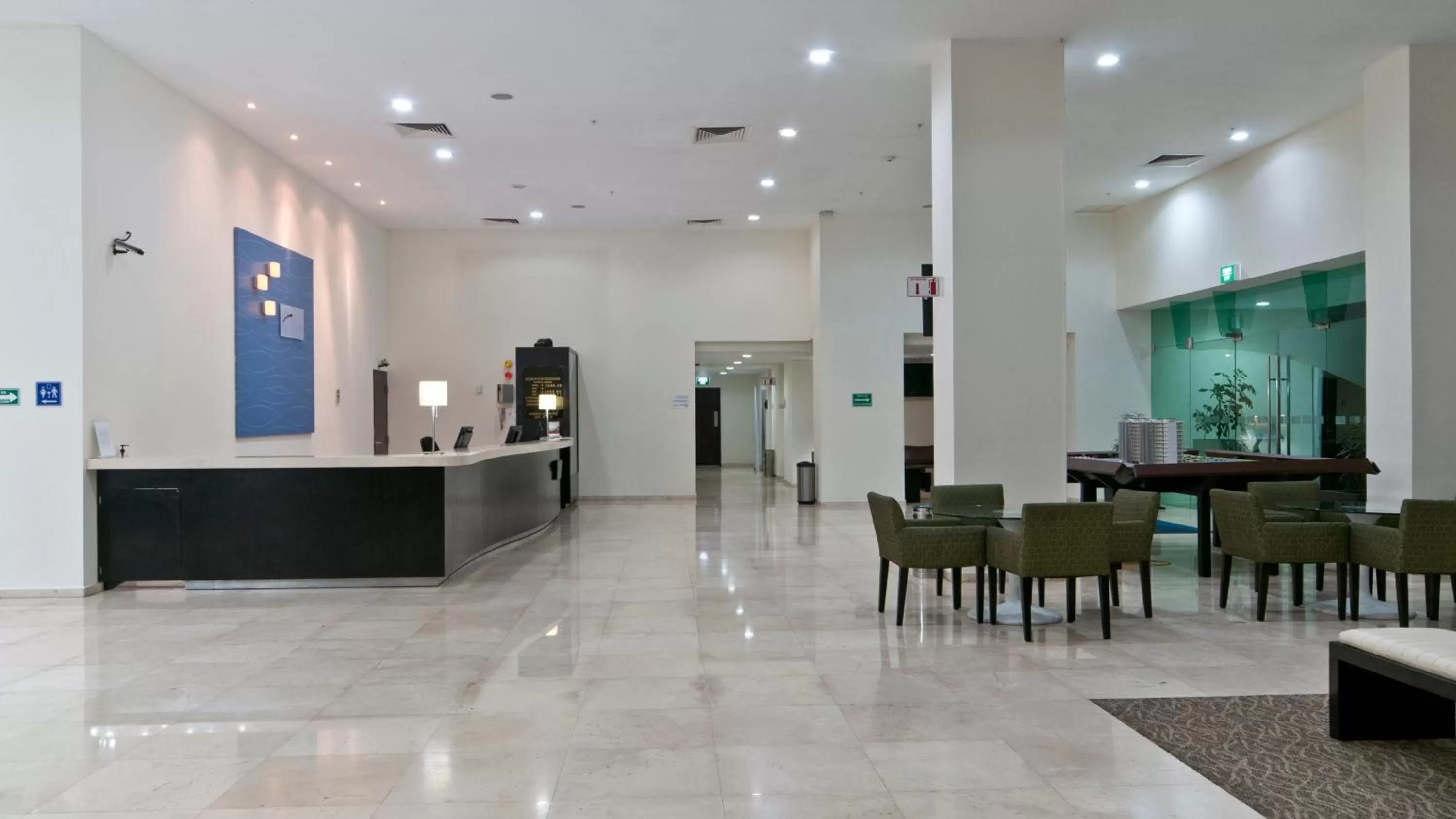 Property building in Holiday Inn Express Ciudad Del Carmen by IHG