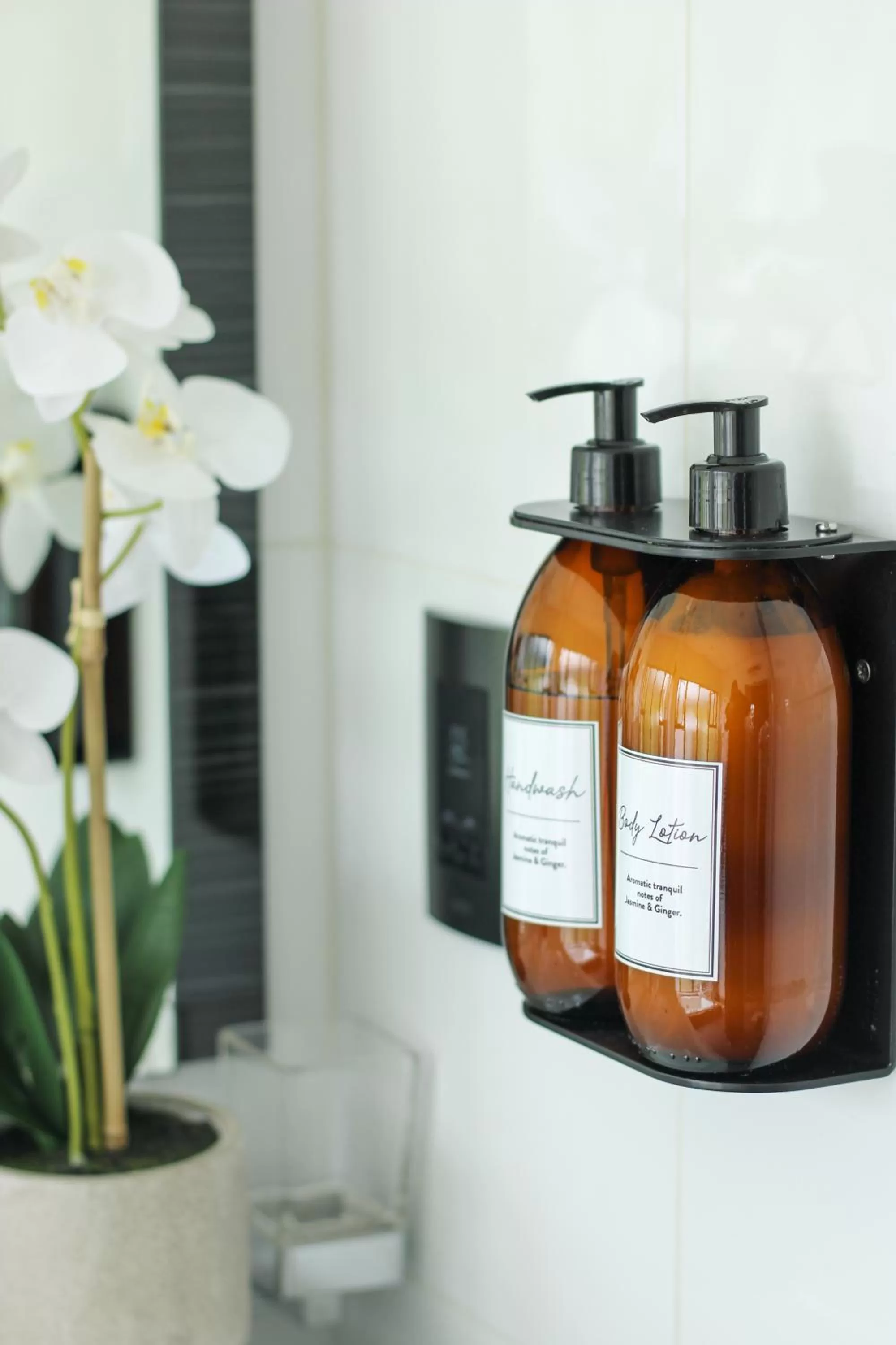 Decorative detail in The Raz