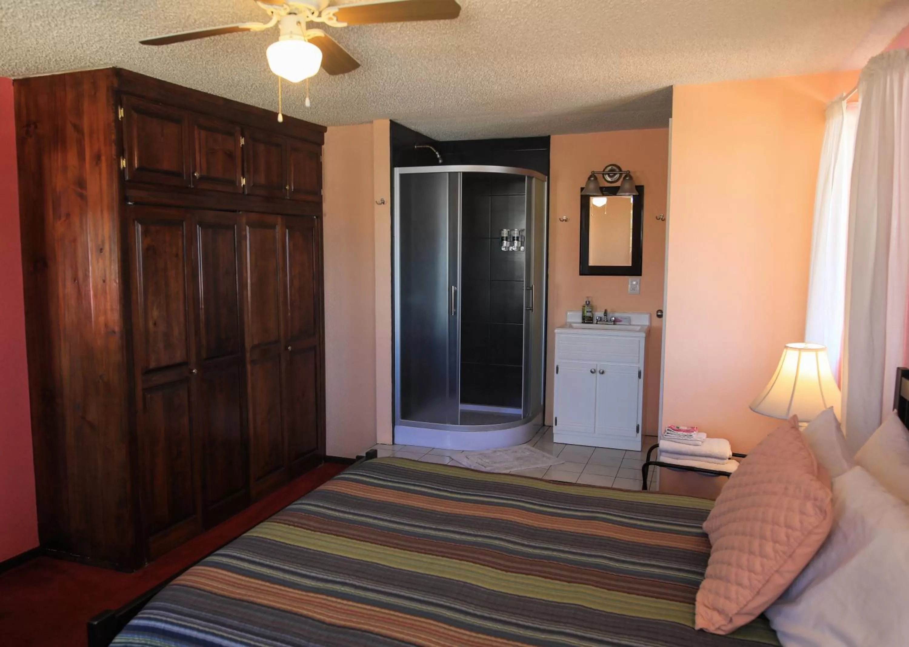 Photo of the whole room, Bed in Playa Hermosa Inn at the beach