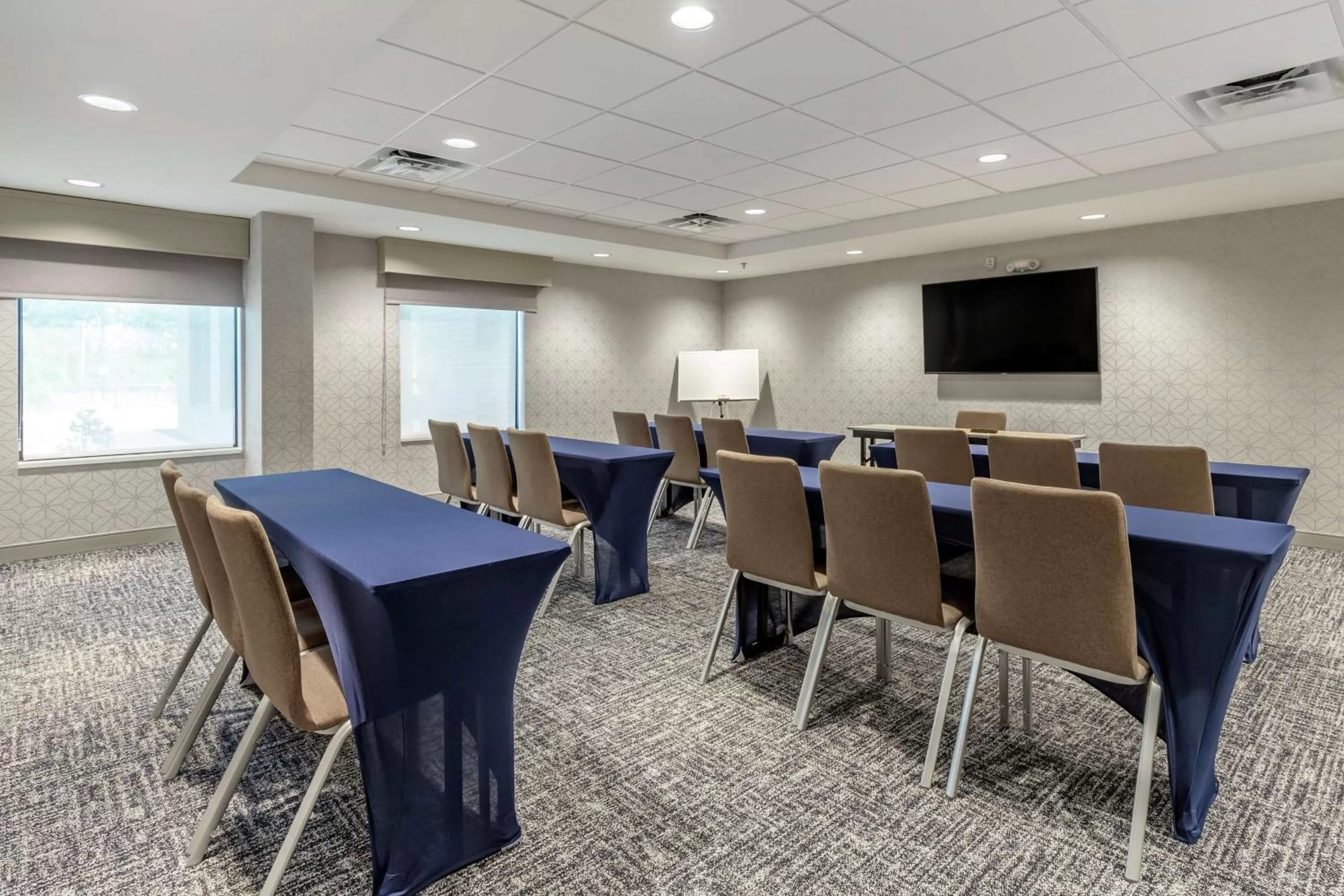 Meeting/conference room in Hampton Inn Camden, SC