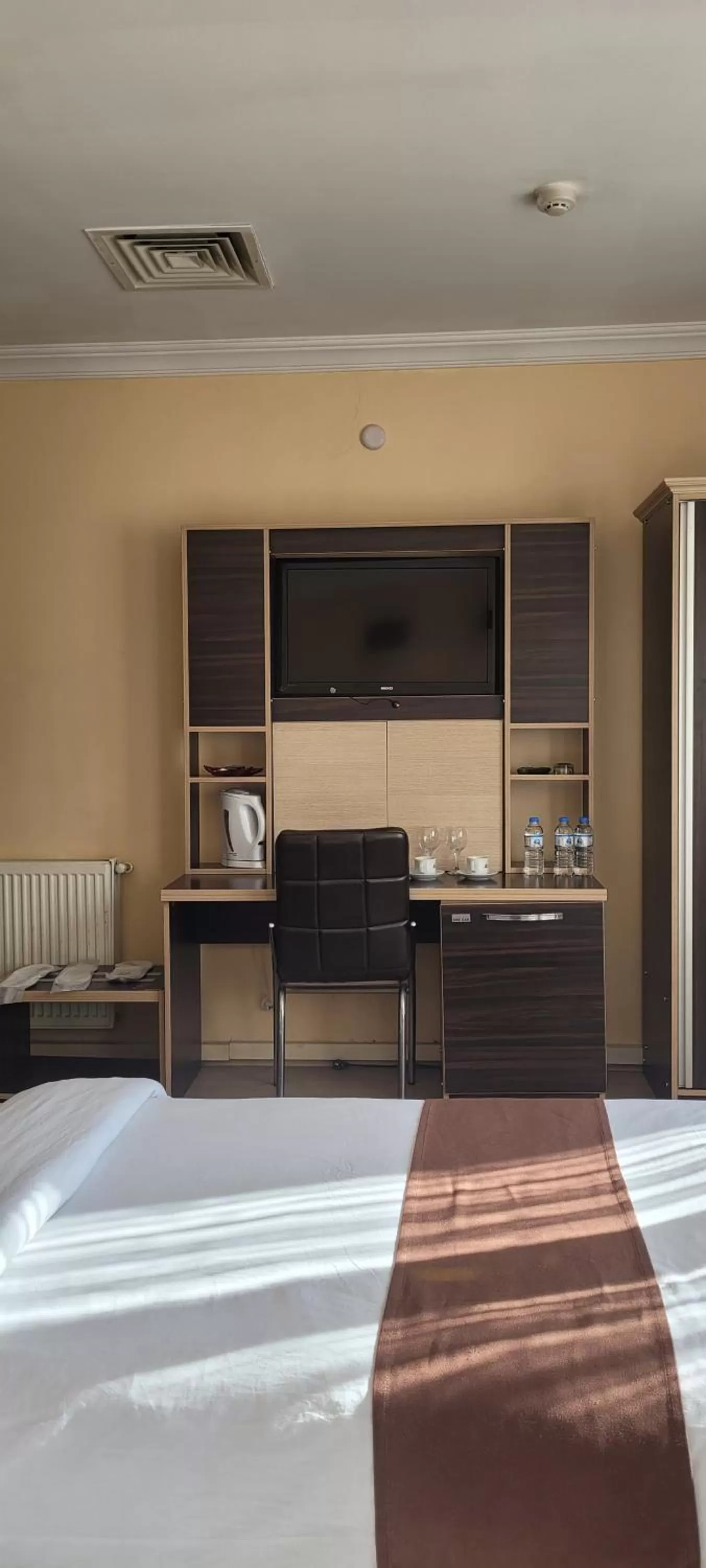 Bed in Güngören Hotel