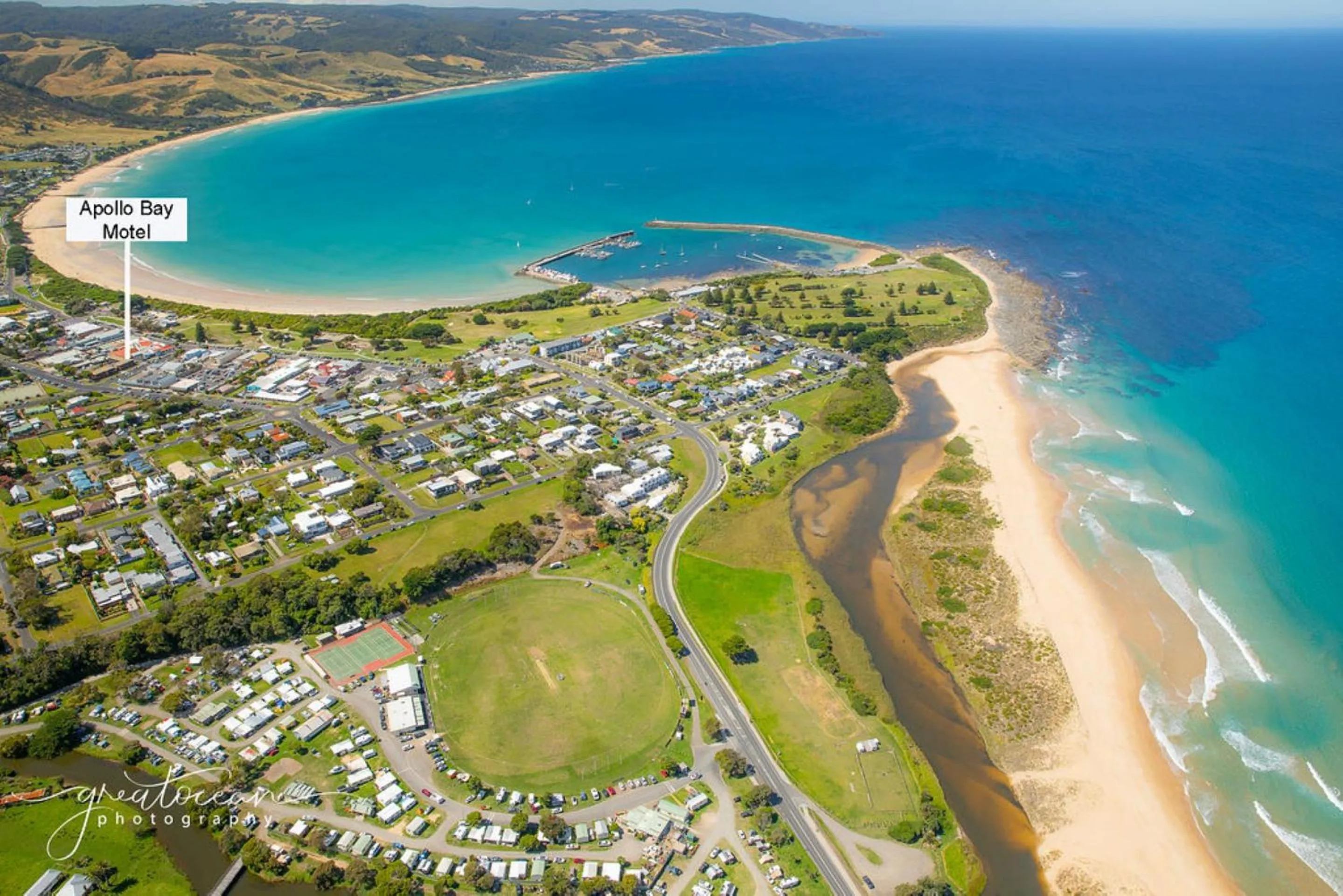 Beach, Bird's-eye View in Best Western Apollo Bay Motel