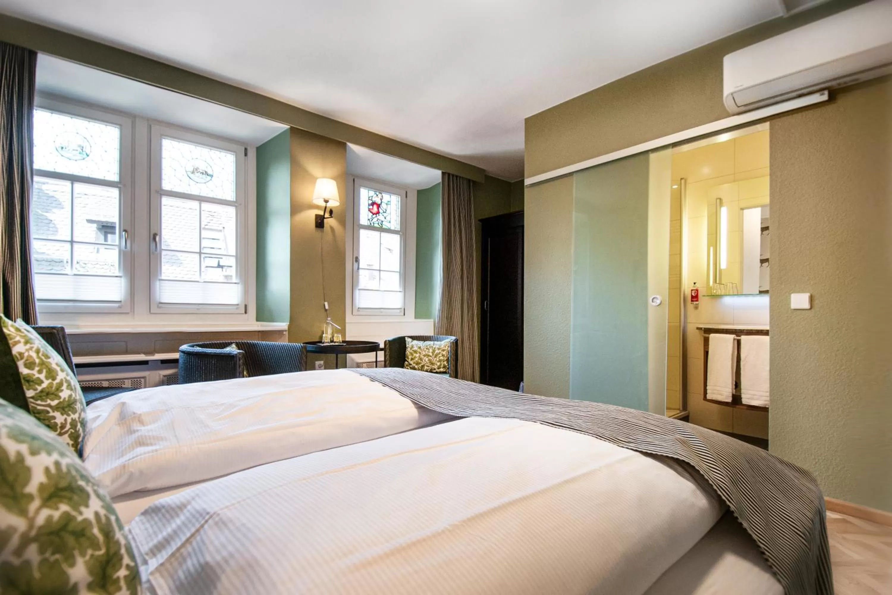 Photo of the whole room, Bed in Romantik Hotel Barbarossa