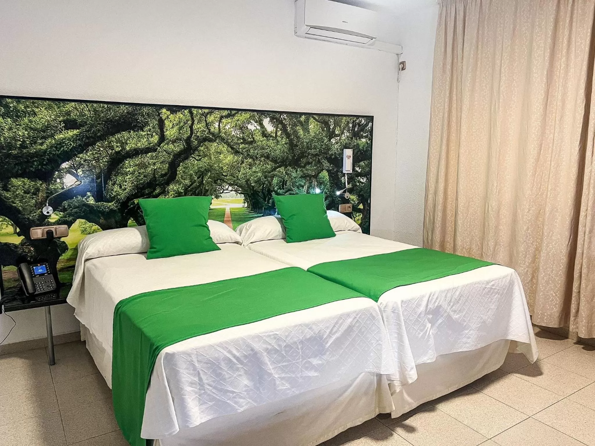 Bed in Hotel Los Manjares