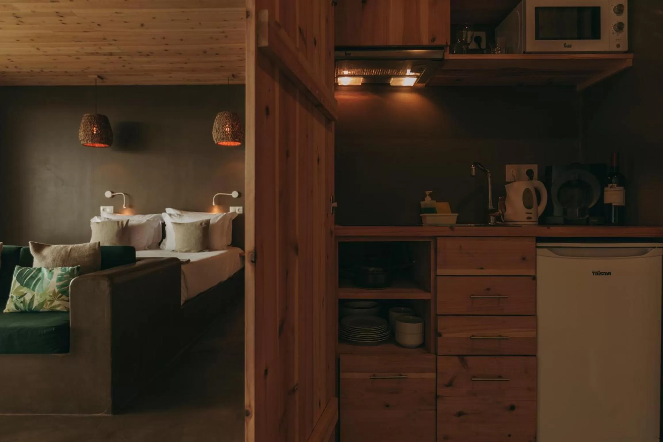 Kitchen or kitchenette in Santa Barbara Eco-Beach Resort