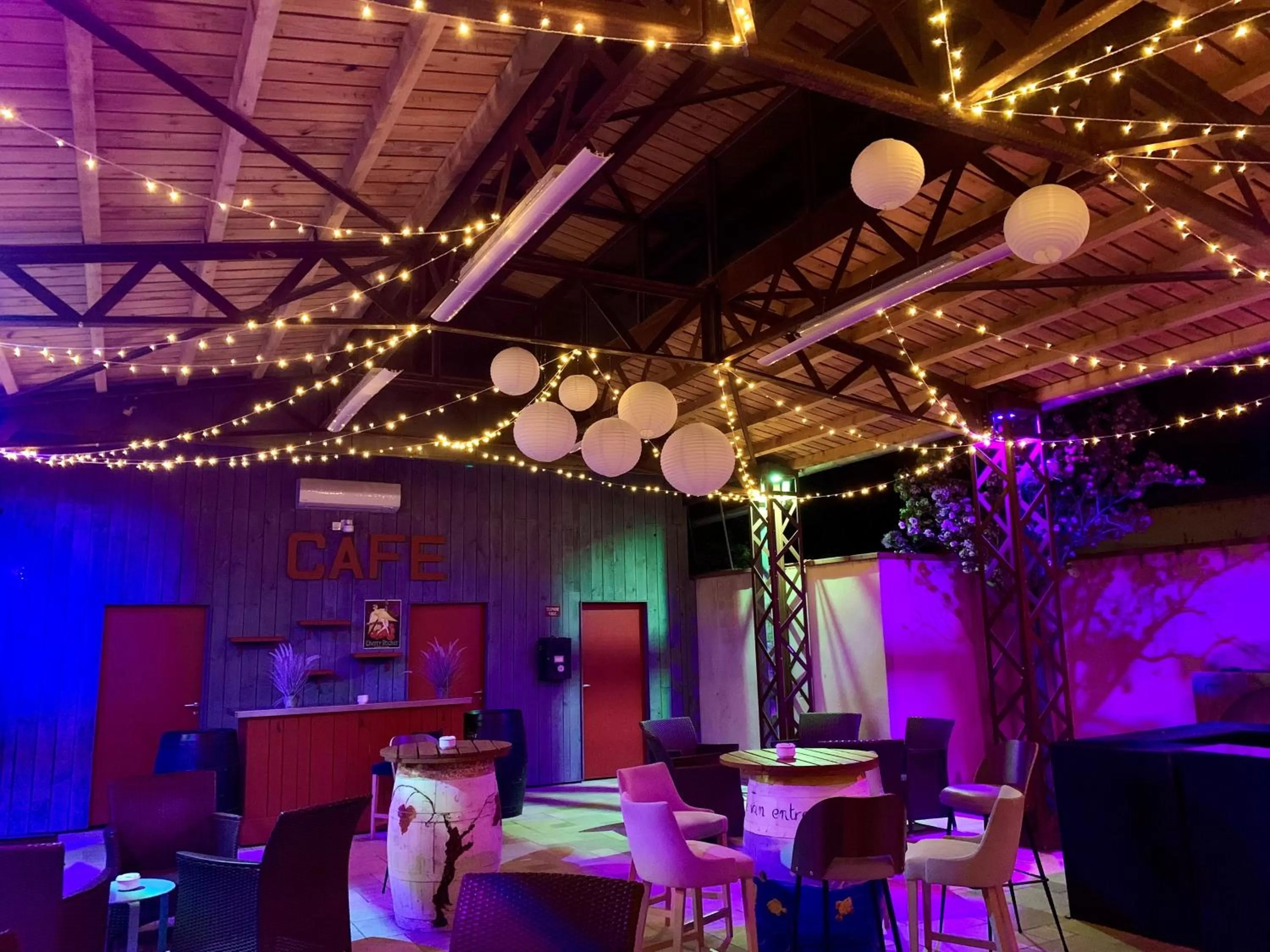 Patio in Abbaye des Capucins Spa & Resort