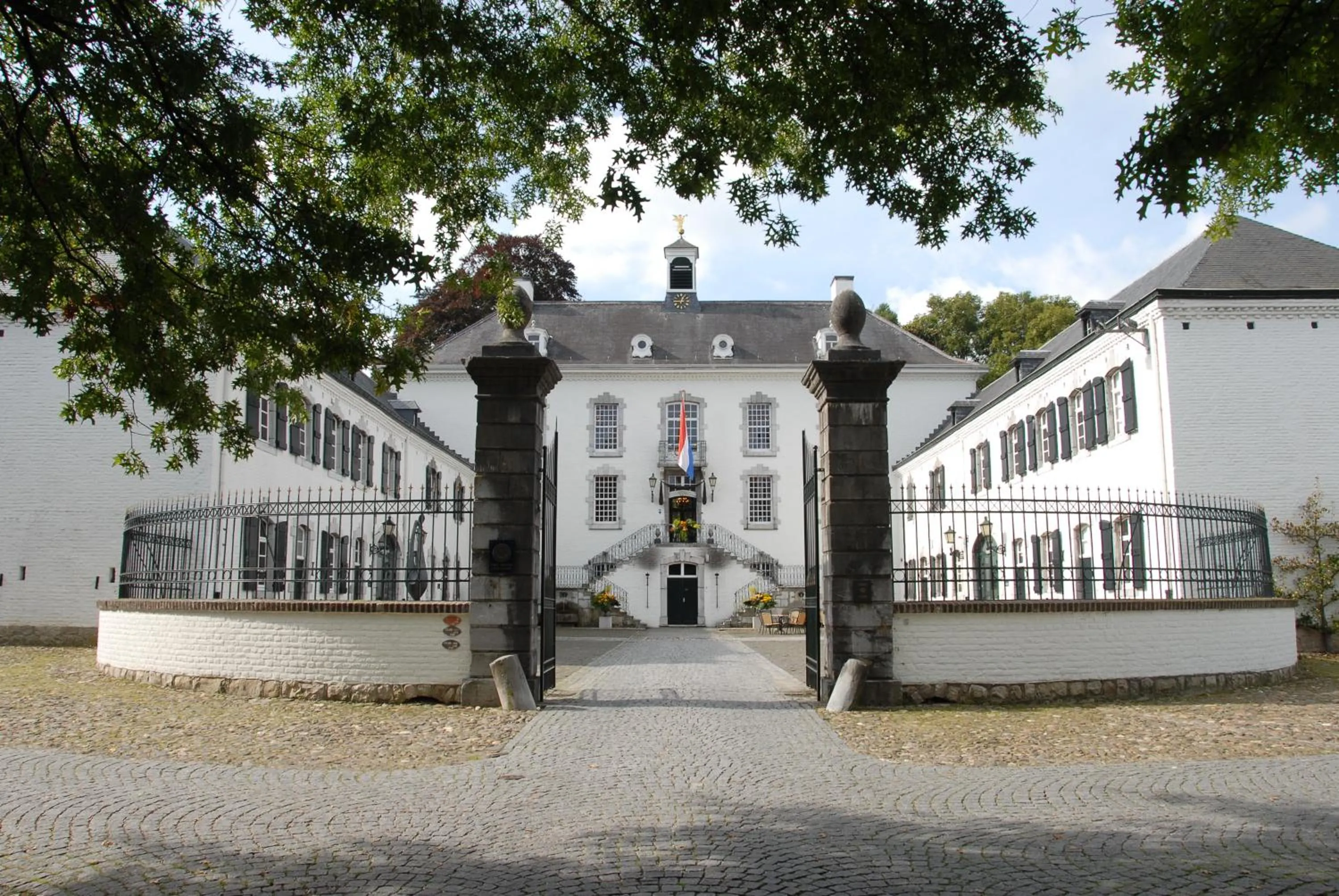 Facade/entrance in Bilderberg Kasteel Vaalsbroek