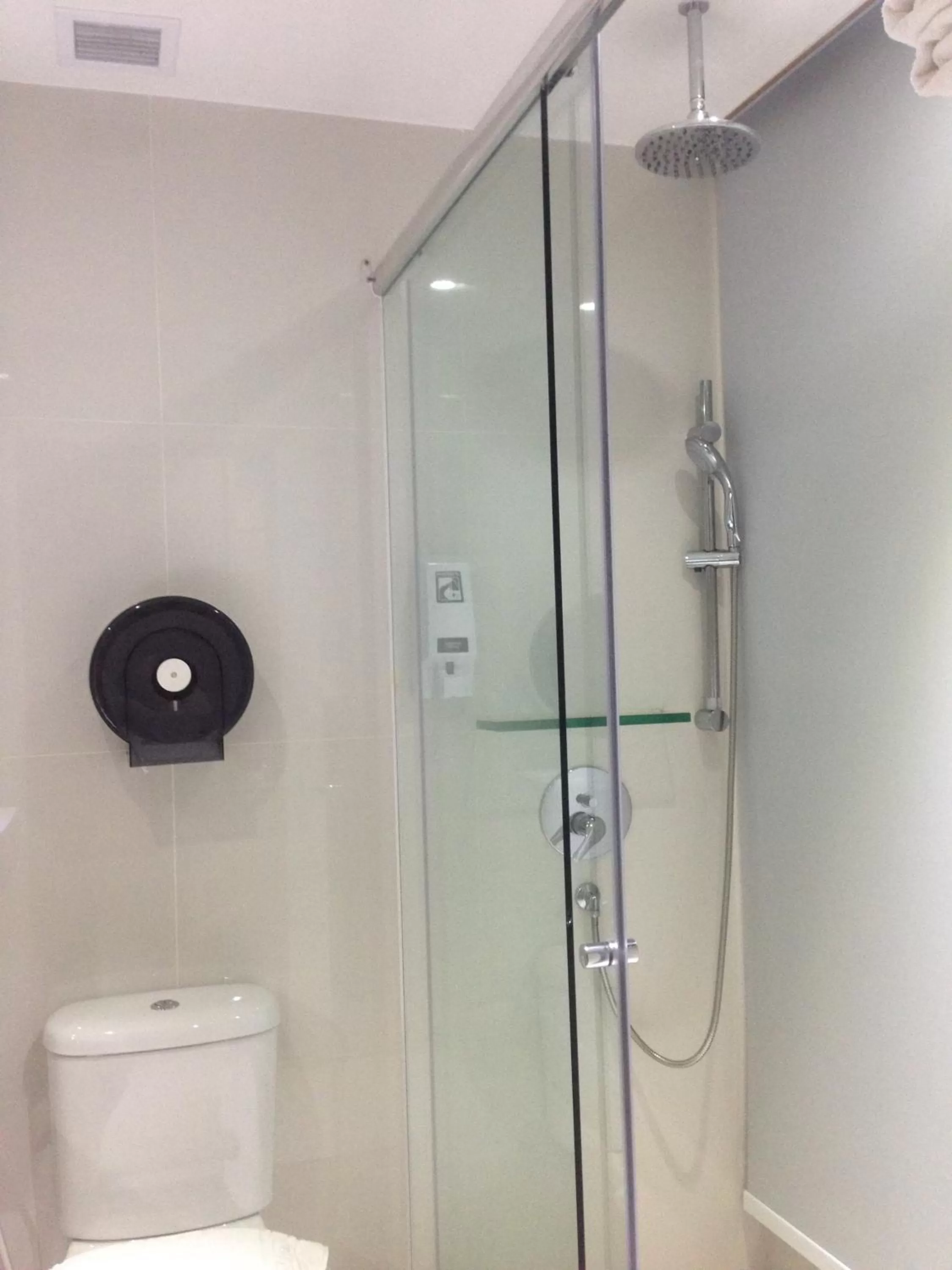 Bathroom in New Cape Inn