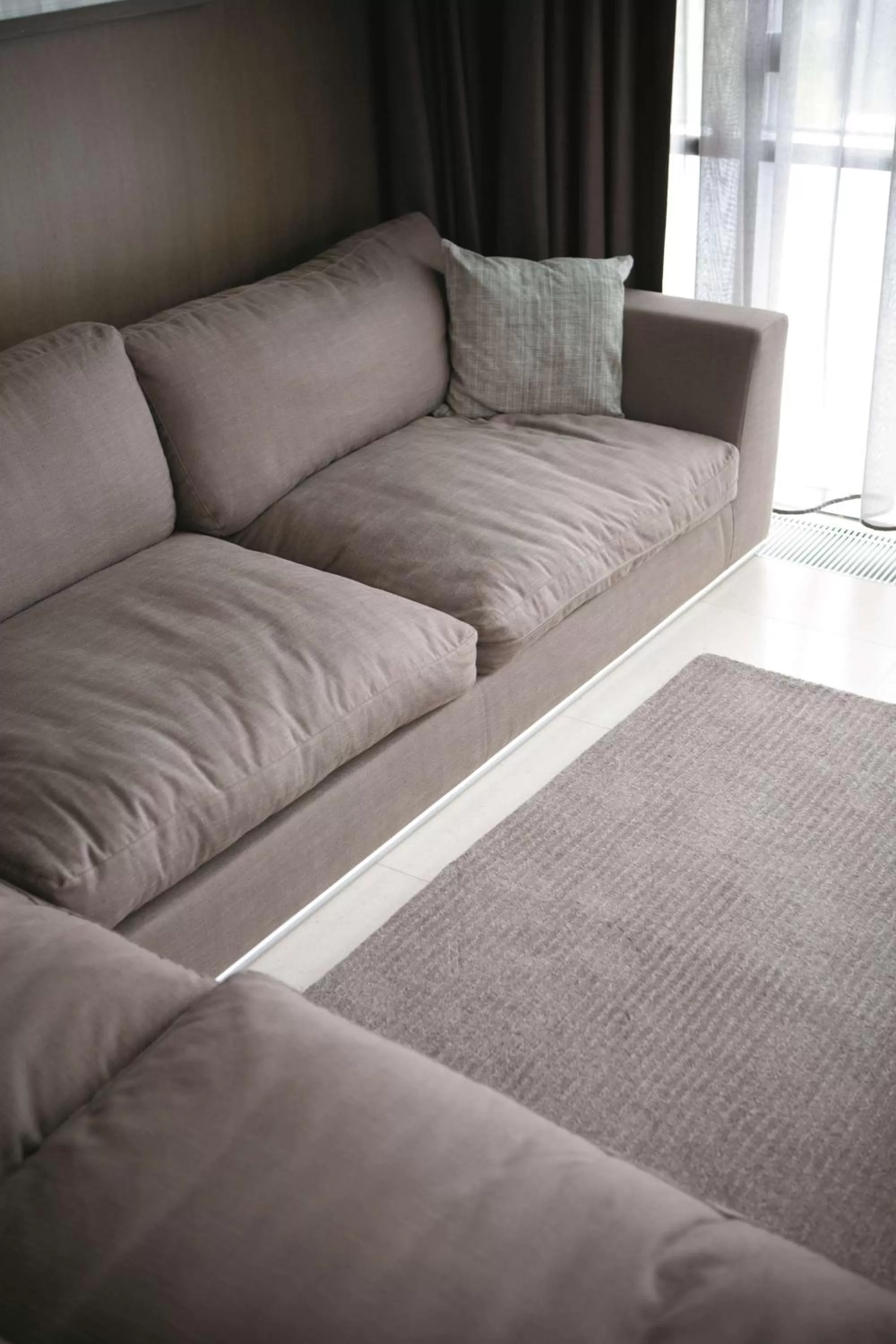 Photo of the whole room, Bed in Radisson Blu Royal Hotel Dublin