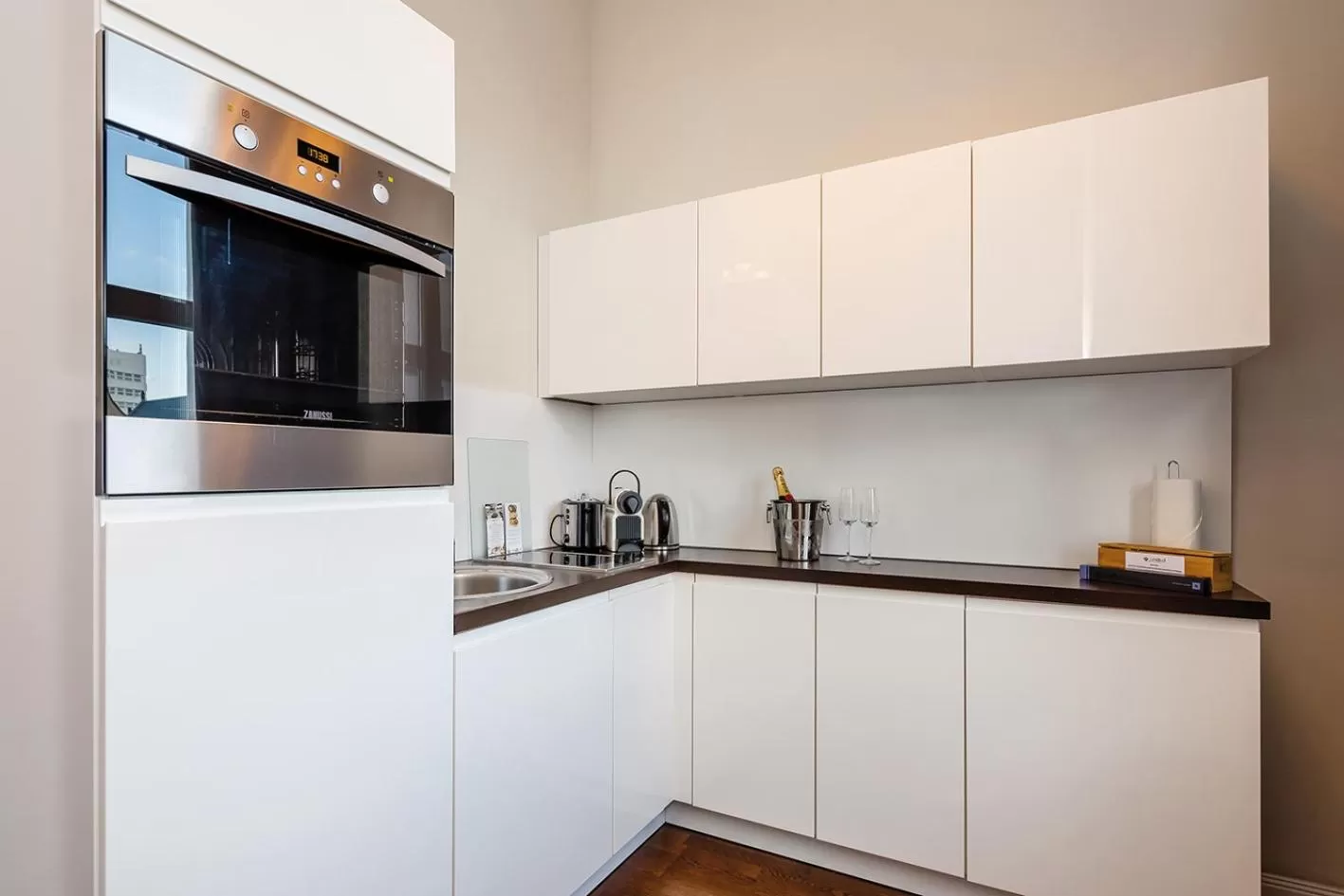 Kitchen or kitchenette in Arabel Design Apartments
