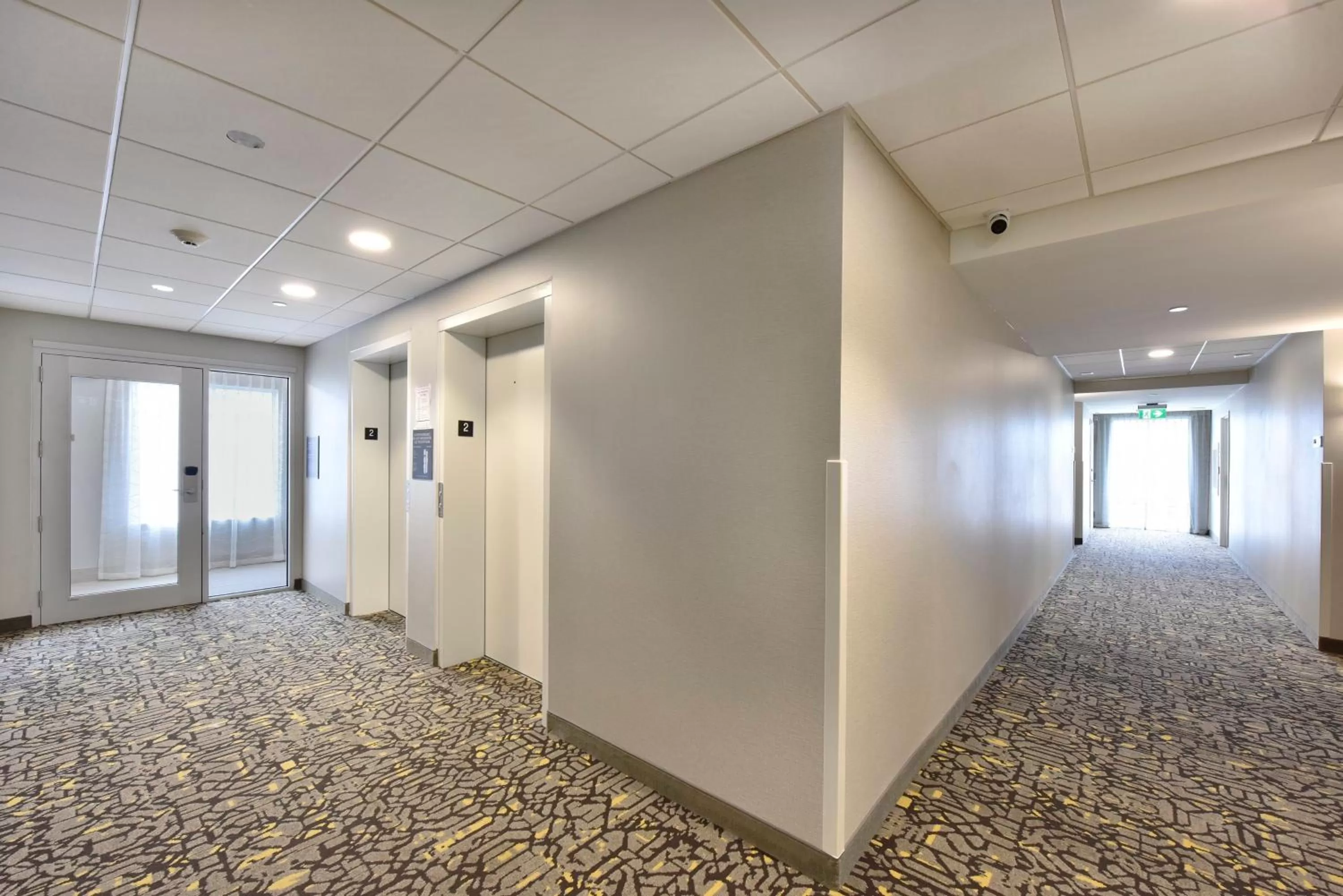 Lobby or reception in Staybridge Suites - Waterloo - St. Jacobs Area