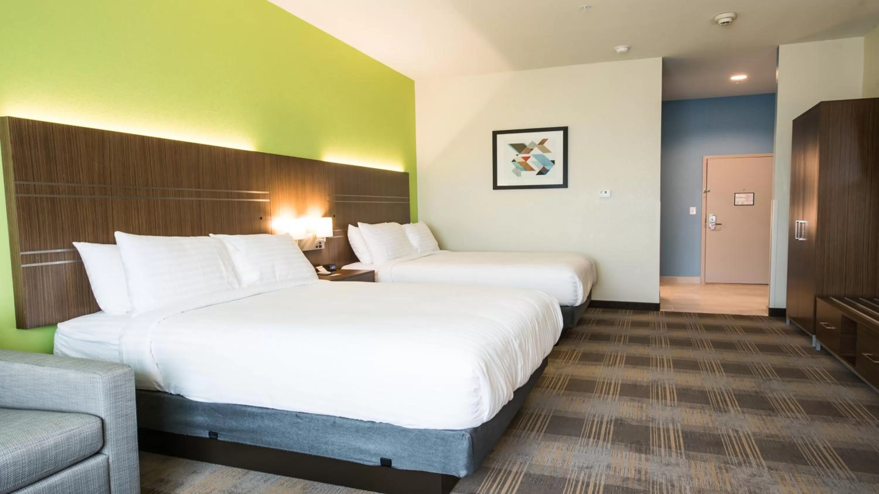 Bedroom, Bed in Holiday Inn Express & Suites - Dripping Springs - Austin Area by IHG