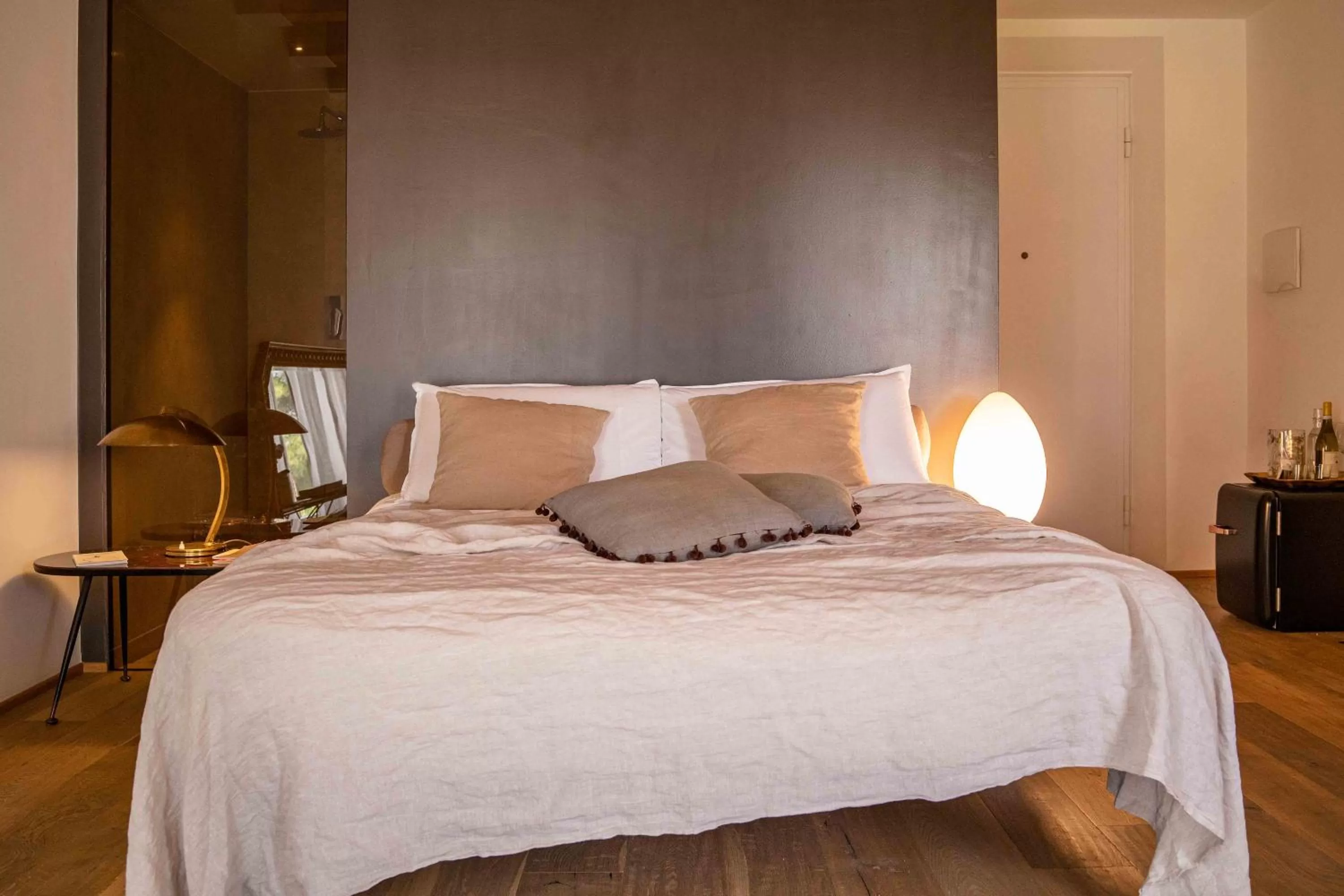 Bed in CasaVostra - Ambience Suites